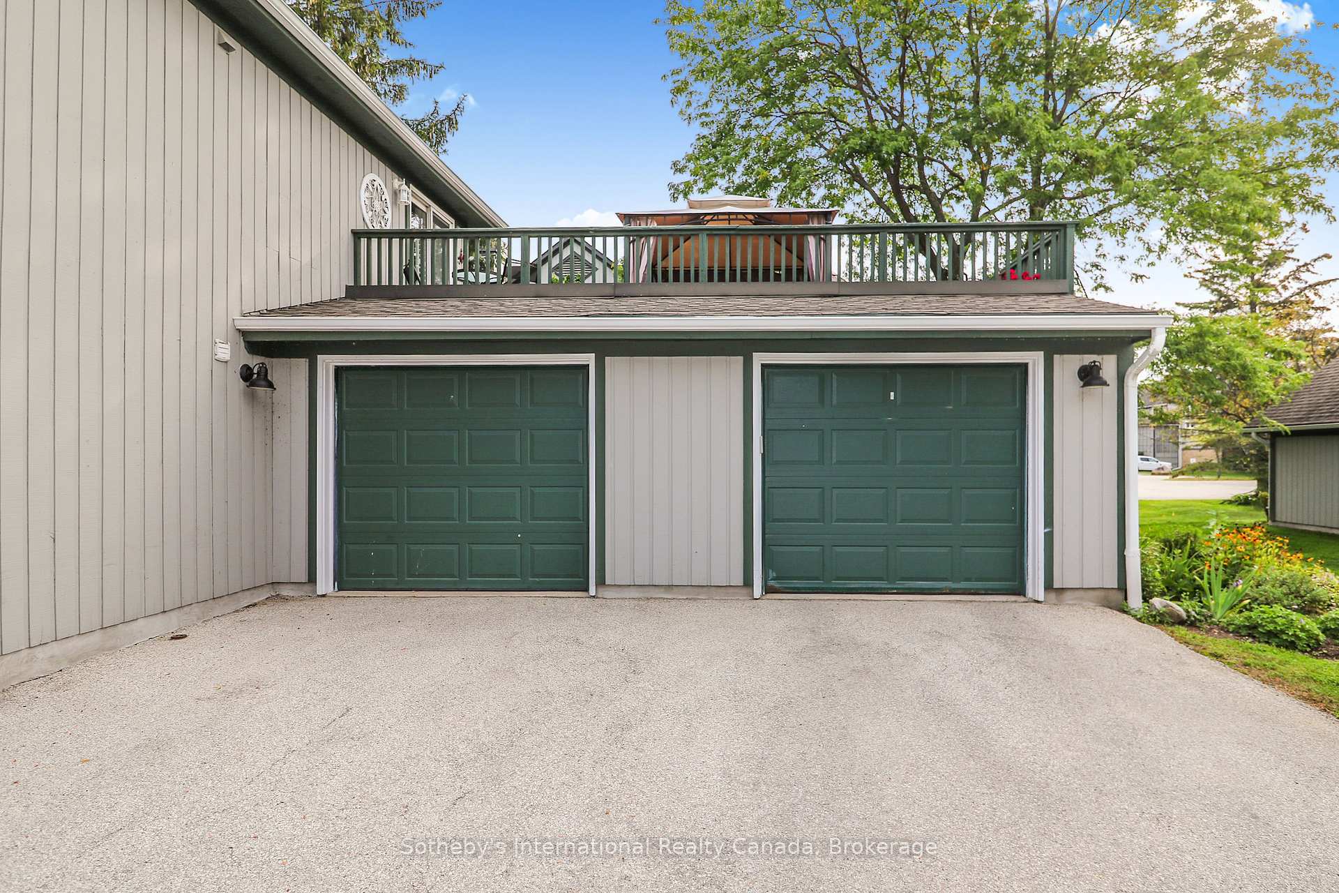 Photo 4 of 318 Mariners Way, Collingwood — HOMEH