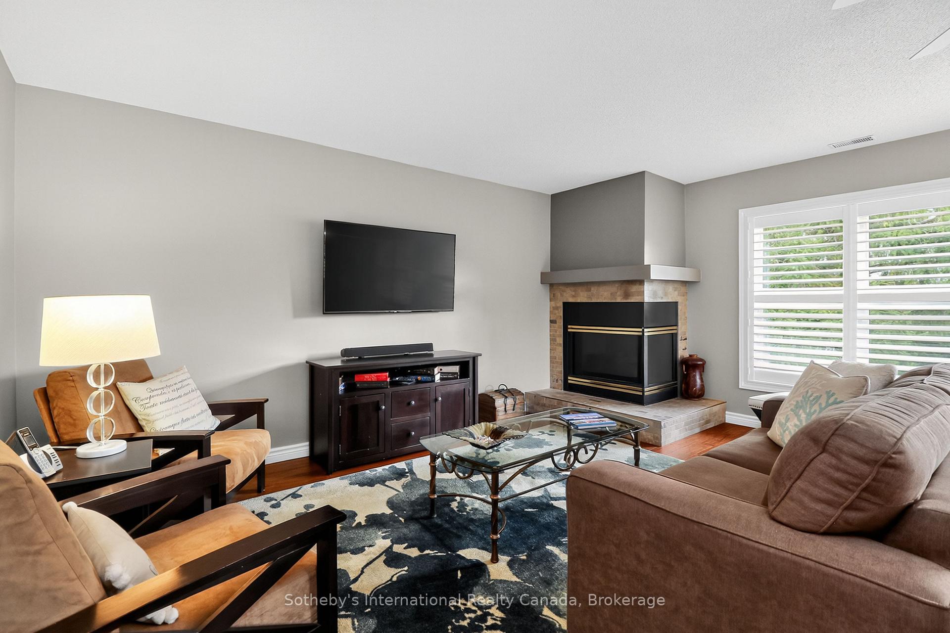 Photo 7 of 318 Mariners Way, Collingwood — HOMEH