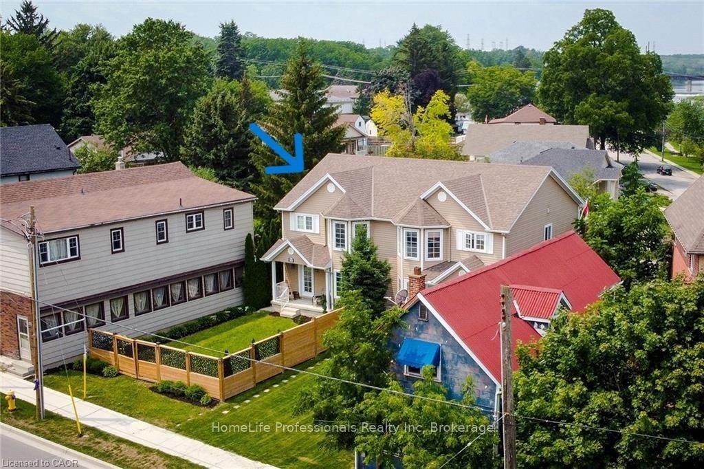 Photo 4 of 15 Argyle Street S, Haldimand — HOMEH