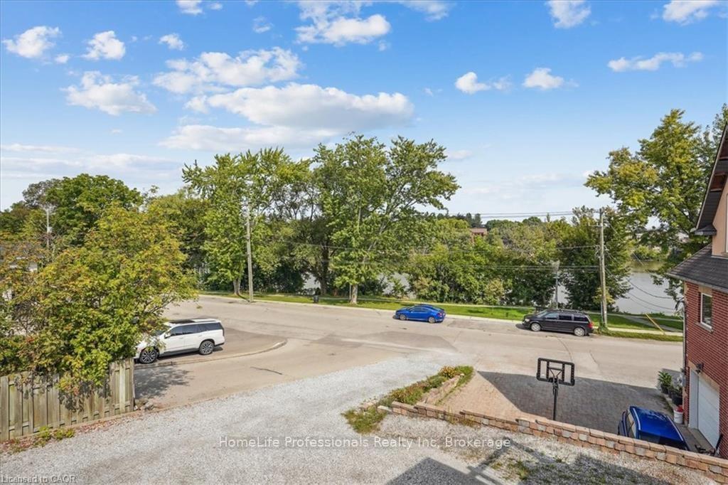 Photo 40 of 15 Argyle Street S, Haldimand — HOMEH