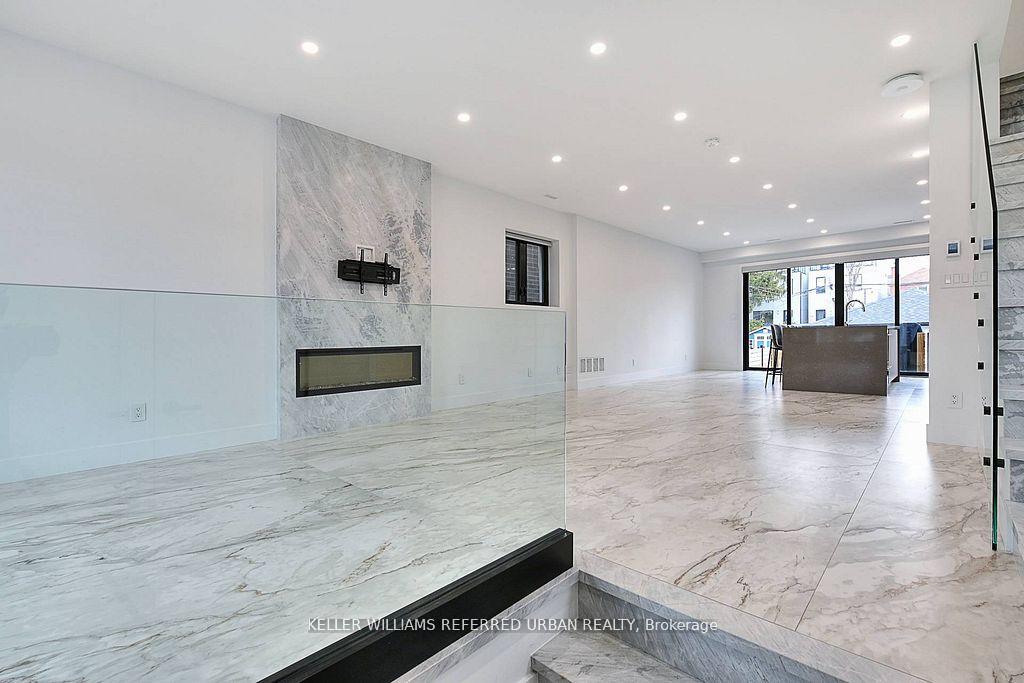 Photo 4 of 613 Harvie Avenue, Toronto, Caledonia-Fairbank — HOMEH