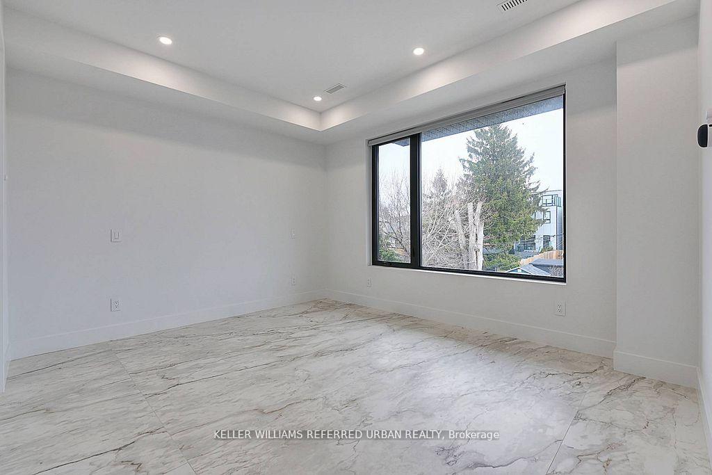 Photo 14 of 613 Harvie Avenue, Toronto, Caledonia-Fairbank — HOMEH