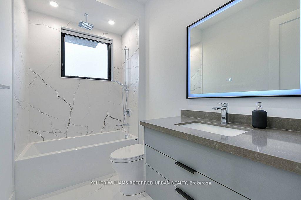 Photo 16 of 613 Harvie Avenue, Toronto, Caledonia-Fairbank — HOMEH