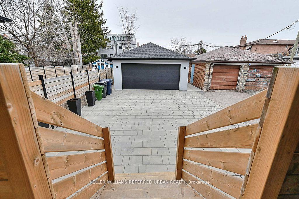 Photo 30 of 613 Harvie Avenue, Toronto, Caledonia-Fairbank — HOMEH