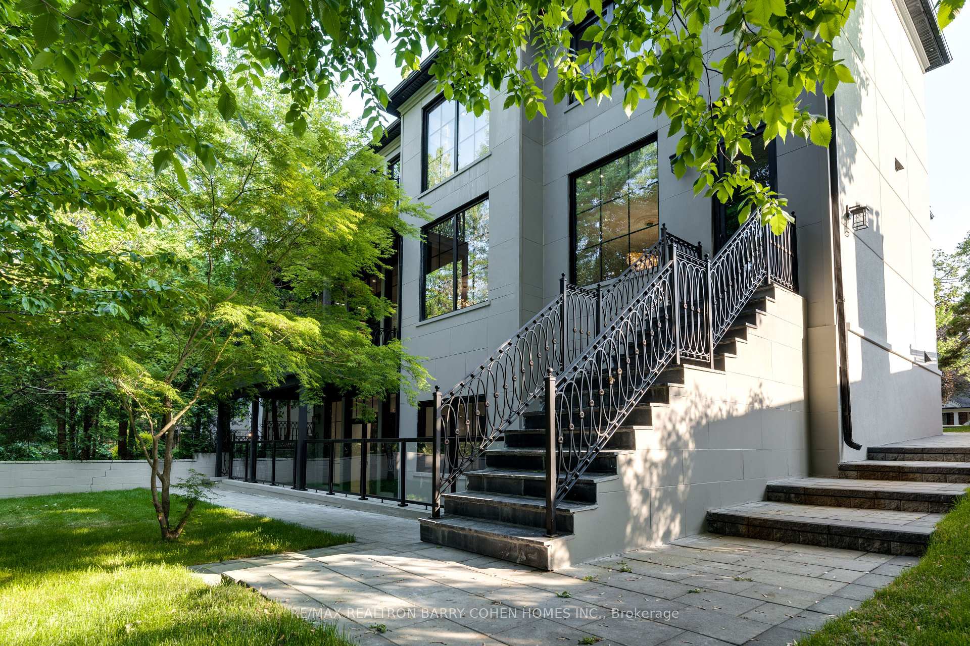 Photo 43 of 67 Montressor Drive N, North York, St. Andrew-Windfields — HOMEH