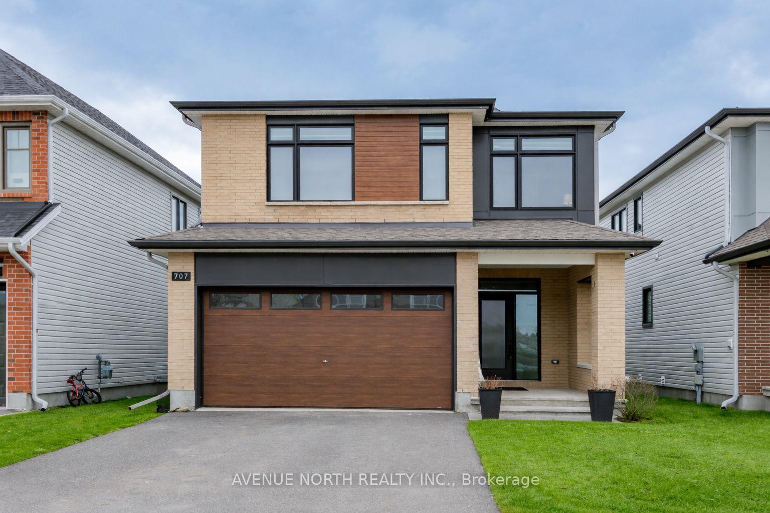 Photo 2 of 707 Moonflower Crescent, Ottawa, Blossom Park/Kemp Park/Findlay Creek — HOMEH