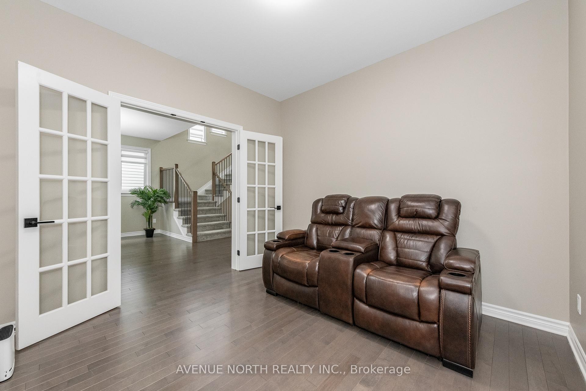 Photo 10 of 707 Moonflower Crescent, Ottawa, Blossom Park/Kemp Park/Findlay Creek — HOMEH