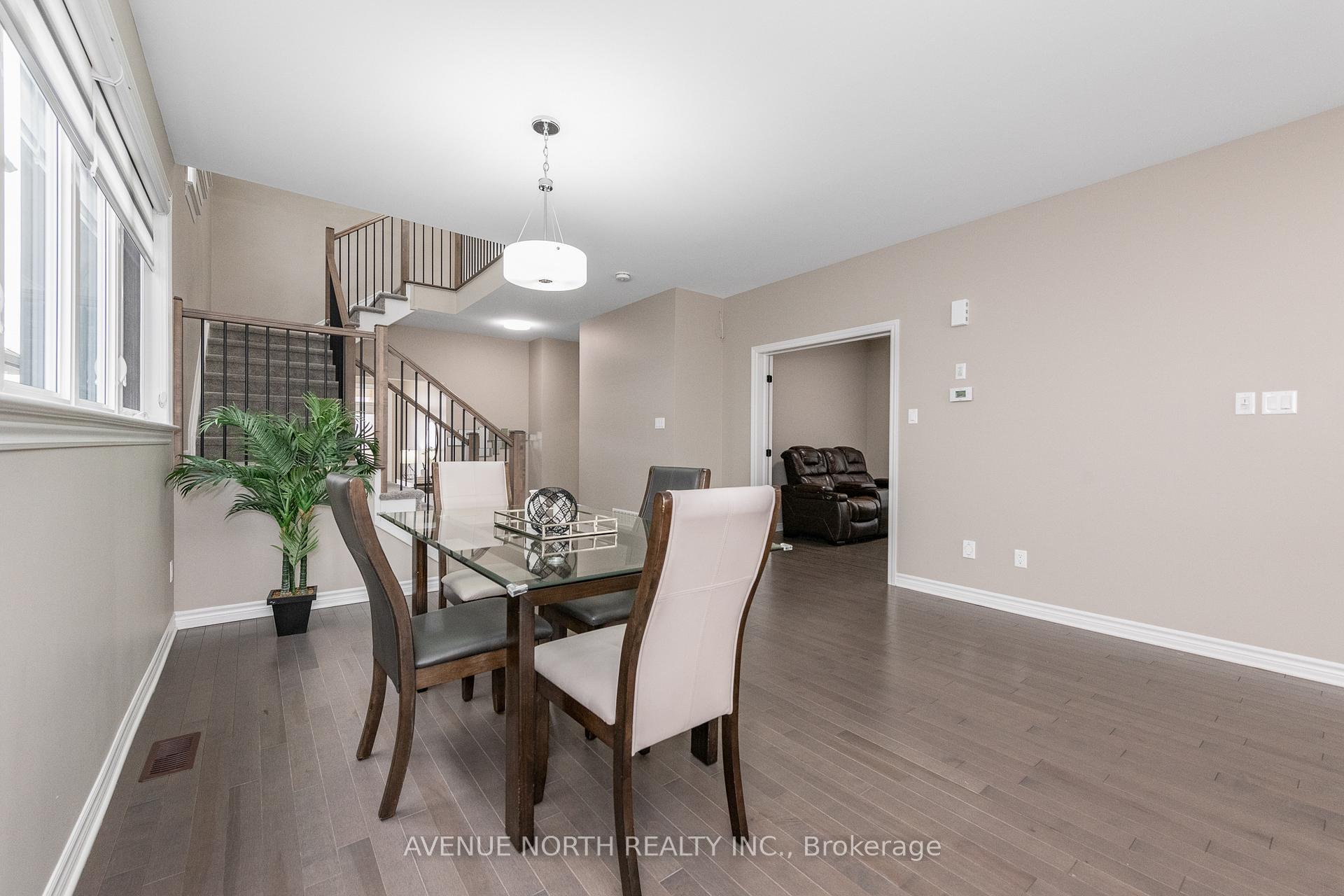Photo 13 of 707 Moonflower Crescent, Ottawa, Blossom Park/Kemp Park/Findlay Creek — HOMEH