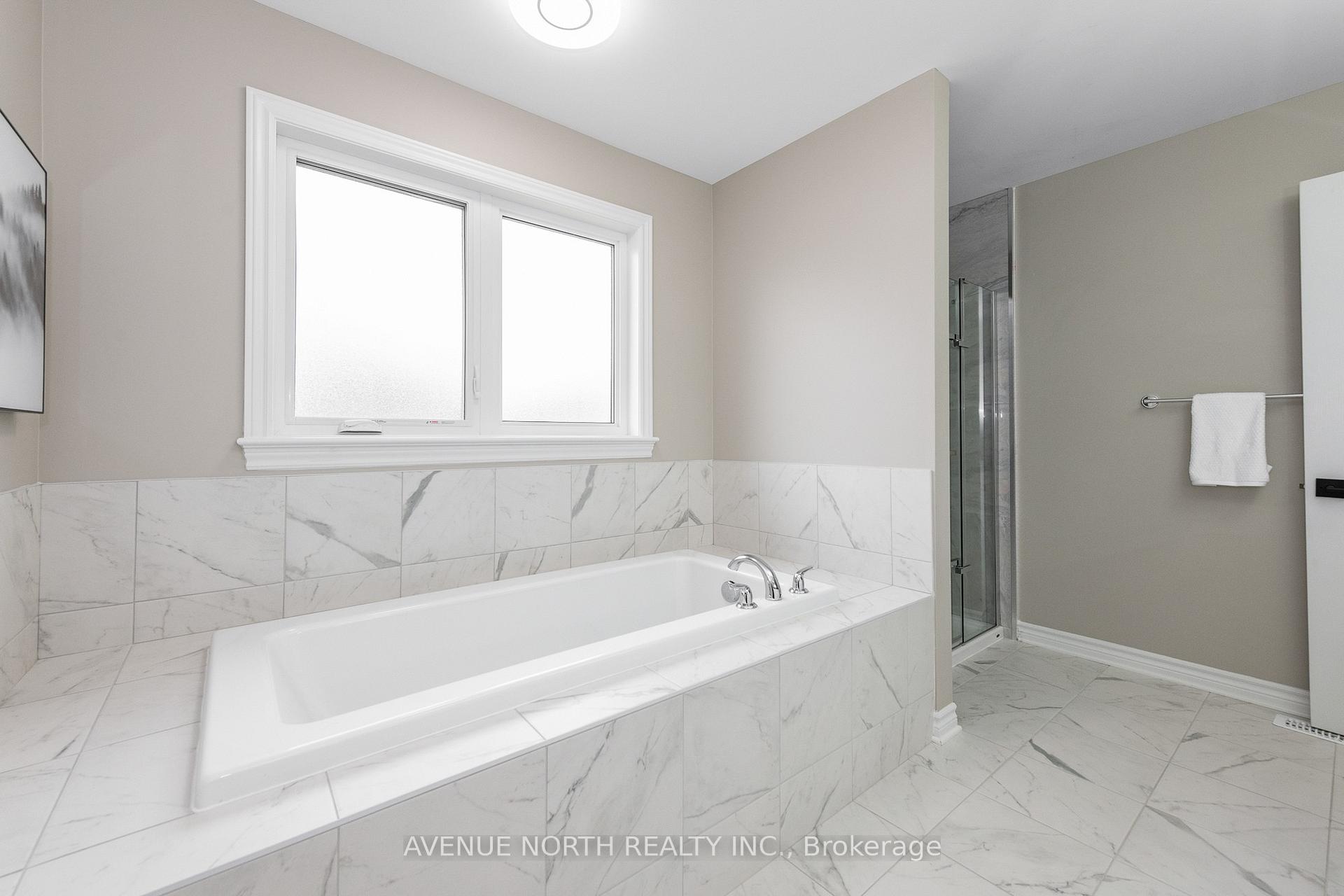 Photo 29 of 707 Moonflower Crescent, Ottawa, Blossom Park/Kemp Park/Findlay Creek — HOMEH