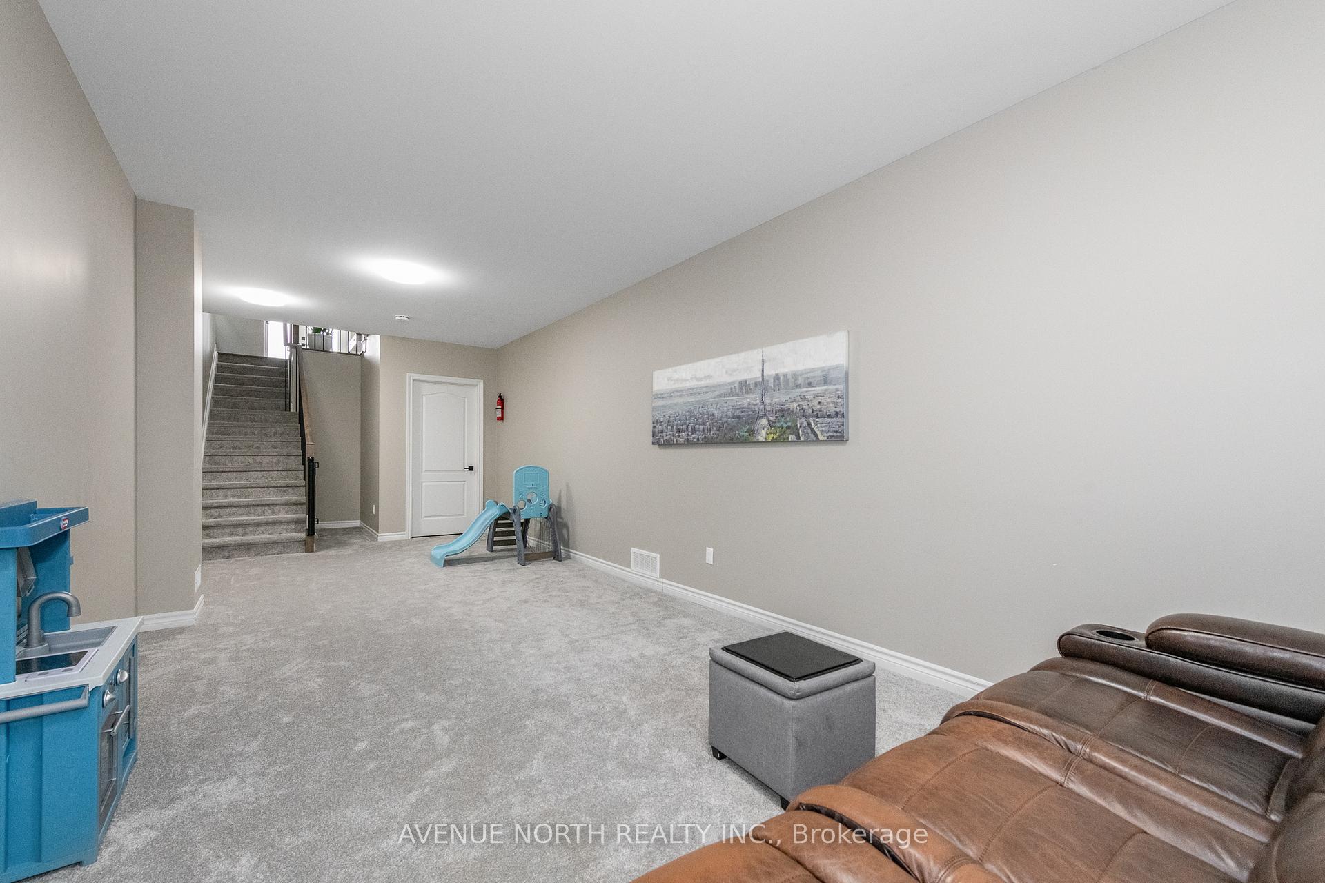 Photo 45 of 707 Moonflower Crescent, Ottawa, Blossom Park/Kemp Park/Findlay Creek — HOMEH