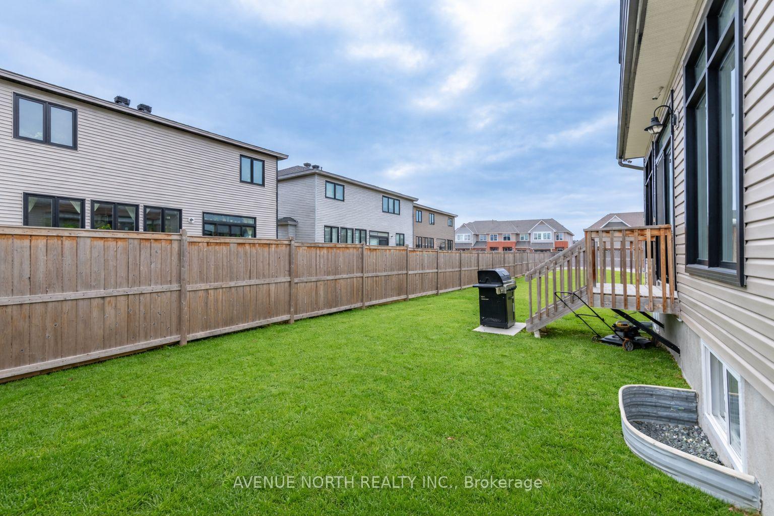 Photo 46 of 707 Moonflower Crescent, Ottawa, Blossom Park/Kemp Park/Findlay Creek — HOMEH