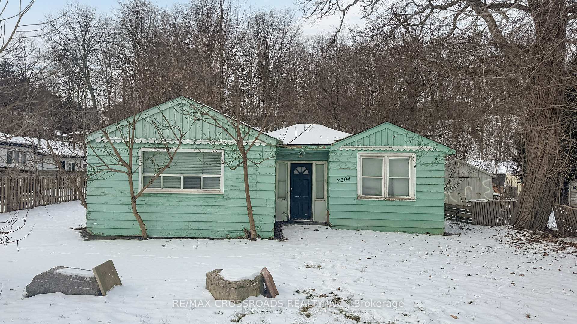 Photo 4 of 8204 Islington Avenue, Vaughan, Islington Woods — HOMEH