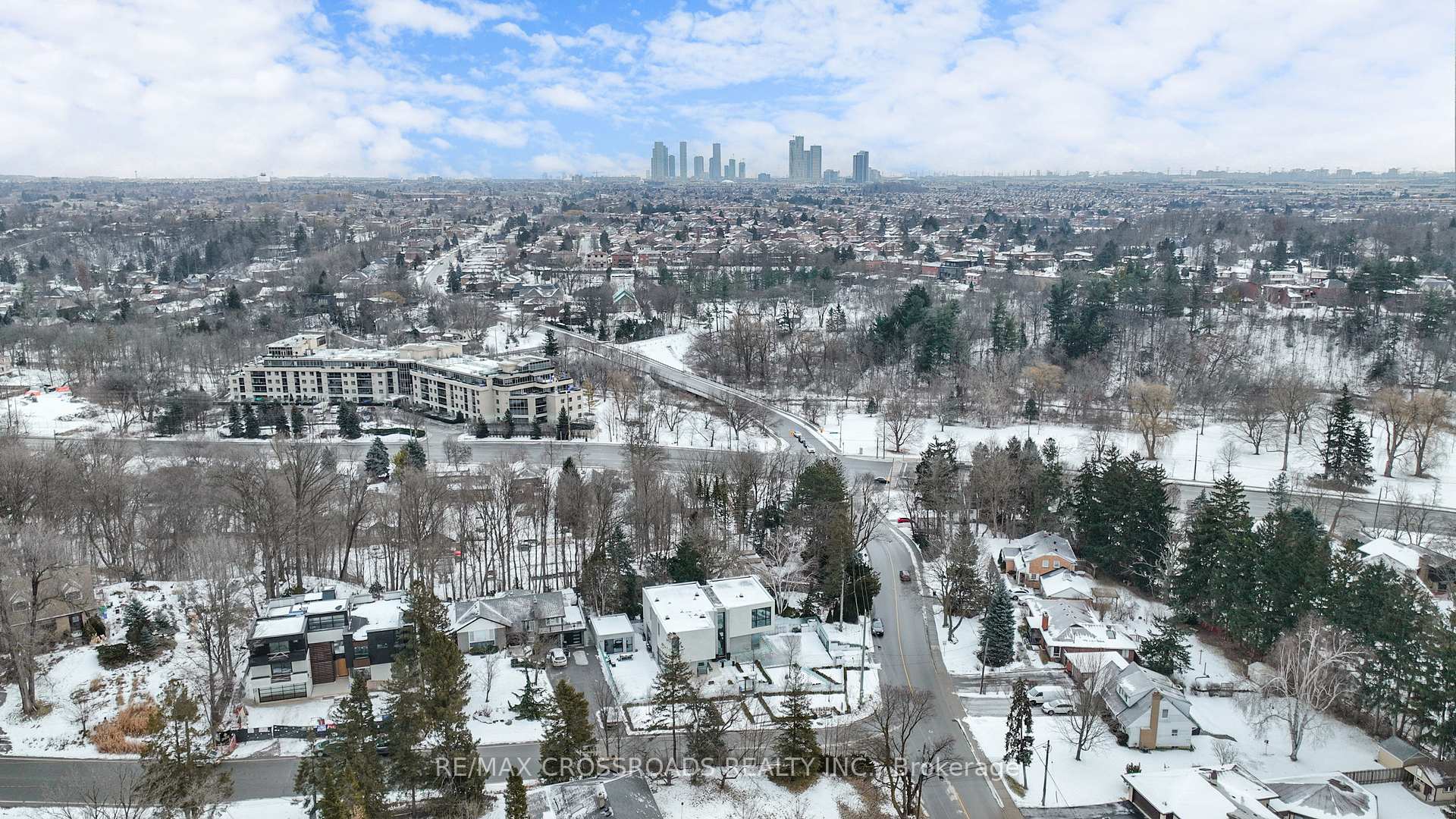 Photo 31 of 8204 Islington Avenue, Vaughan, Islington Woods — HOMEH