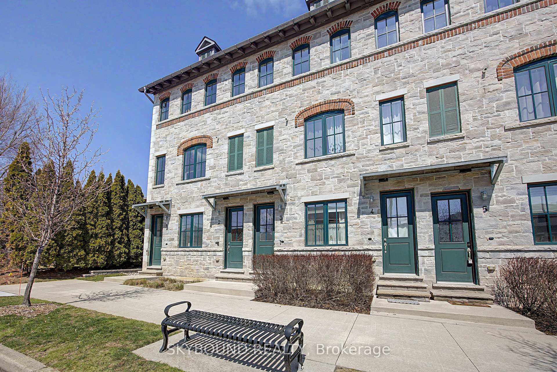 Photo of Unit 3, 290 Barton Street W