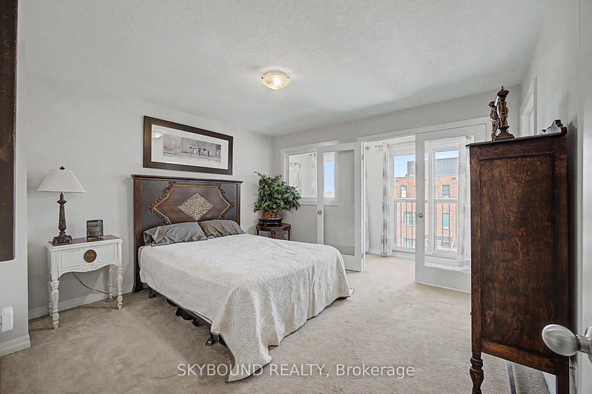Photo 11 of Unit 3, 290 Barton Street W, Hamilton, Strathcona — HOMEH