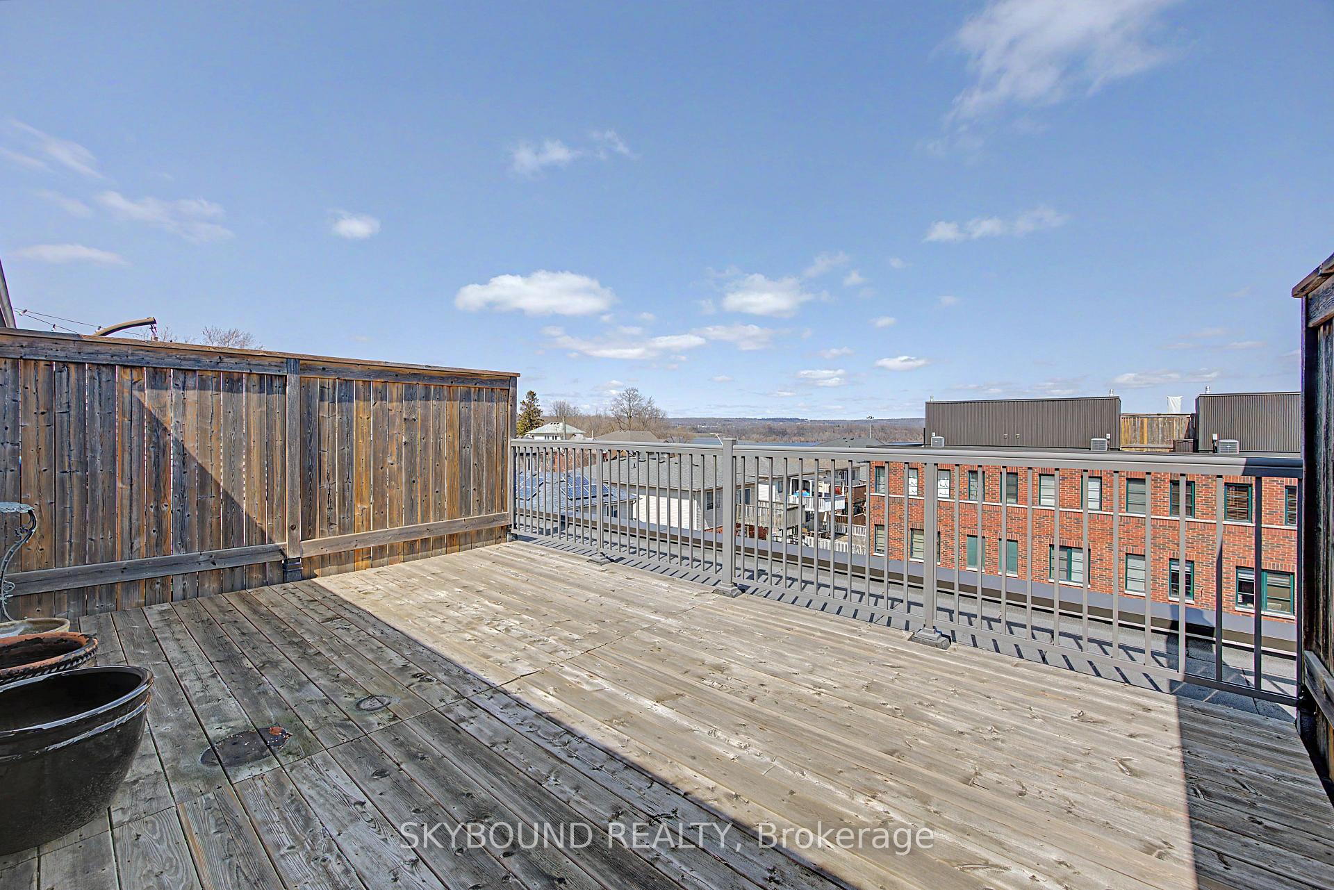 Photo 18 of Unit 3, 290 Barton Street W, Hamilton, Strathcona — HOMEH