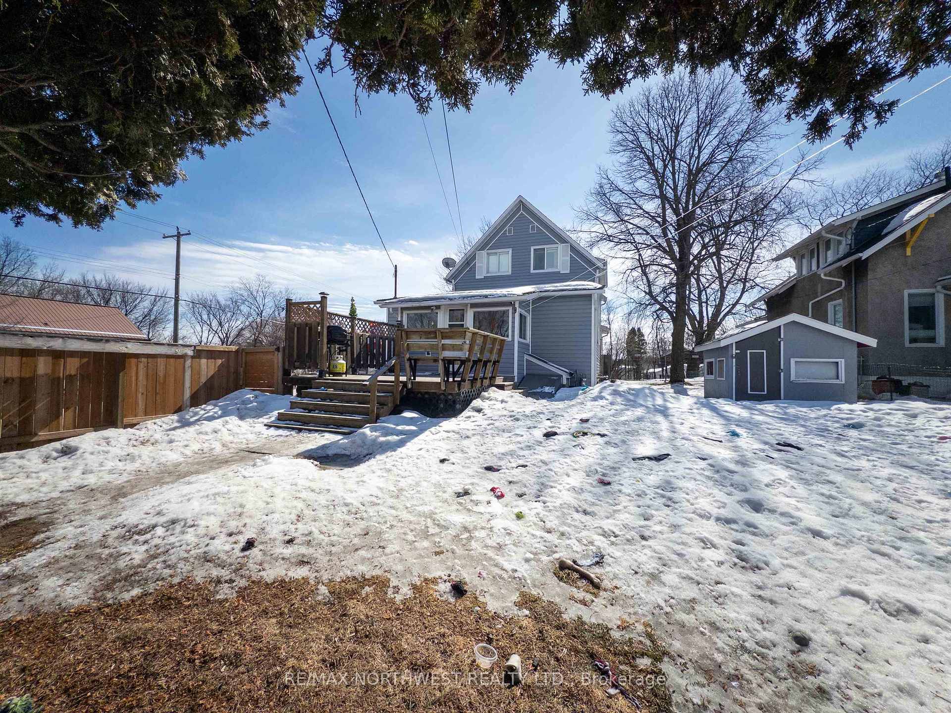 Photo 3 of 734 Second Street South, Kenora, Central — HOMEH