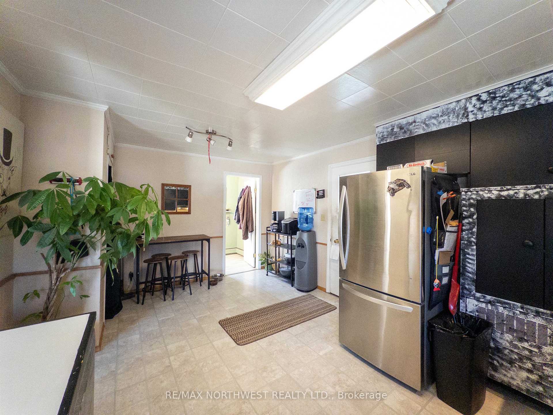 Photo 11 of 734 Second Street South, Kenora, Central — HOMEH