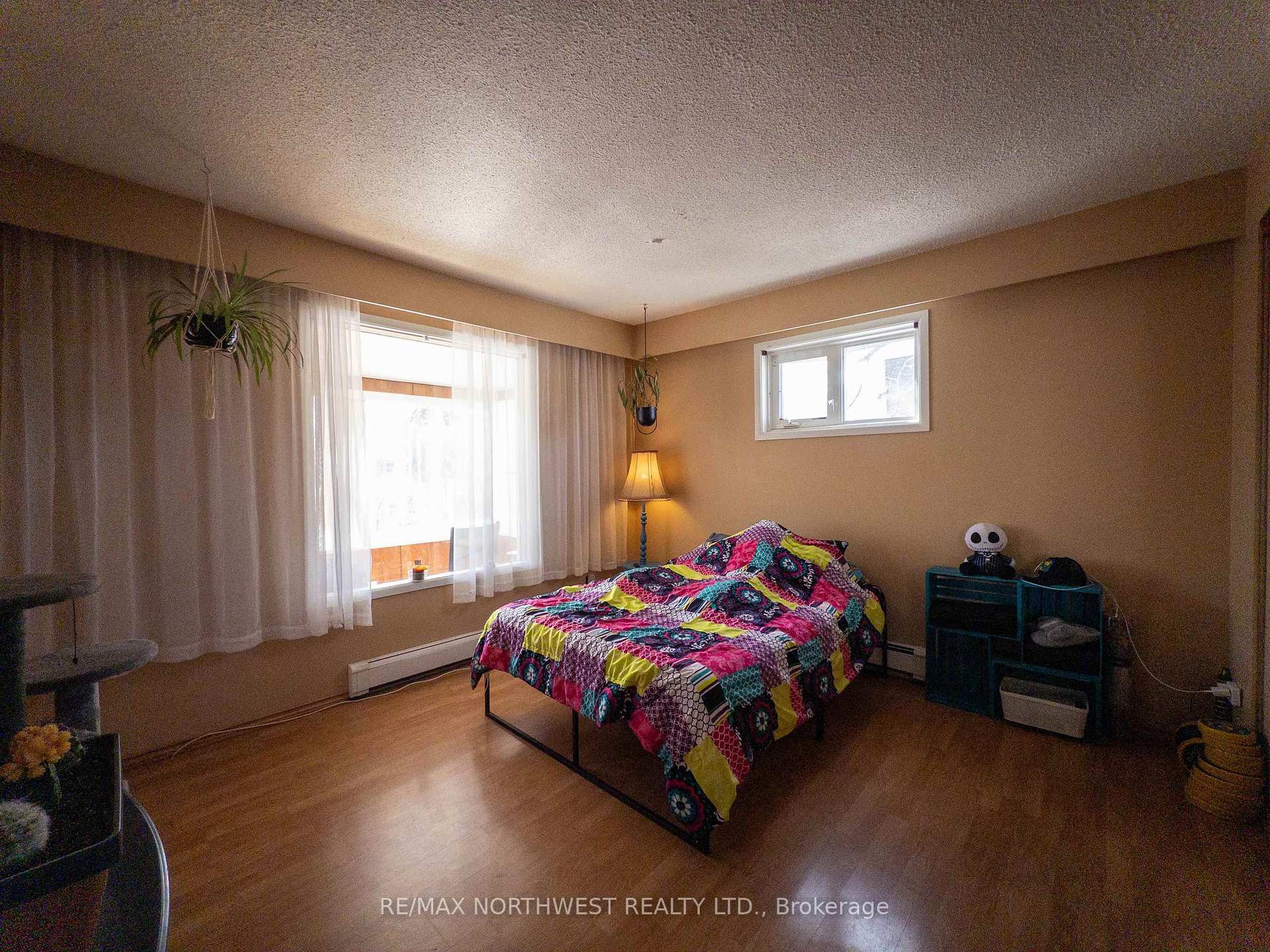 Photo 18 of 734 Second Street South, Kenora, Central — HOMEH