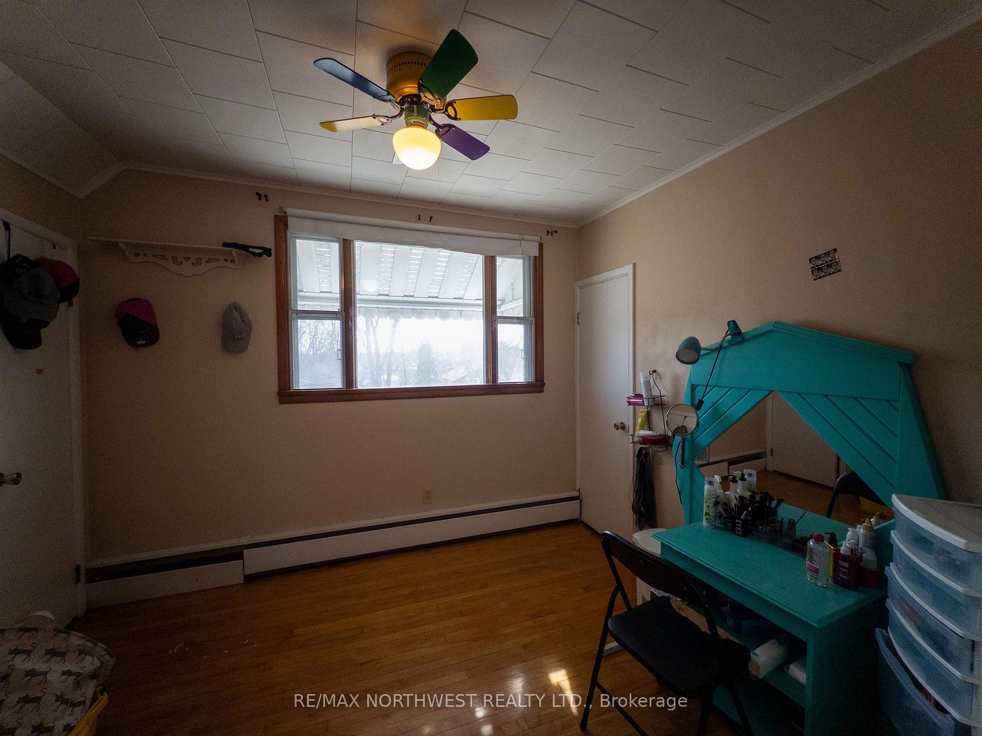 Photo 25 of 734 Second Street South, Kenora, Central — HOMEH