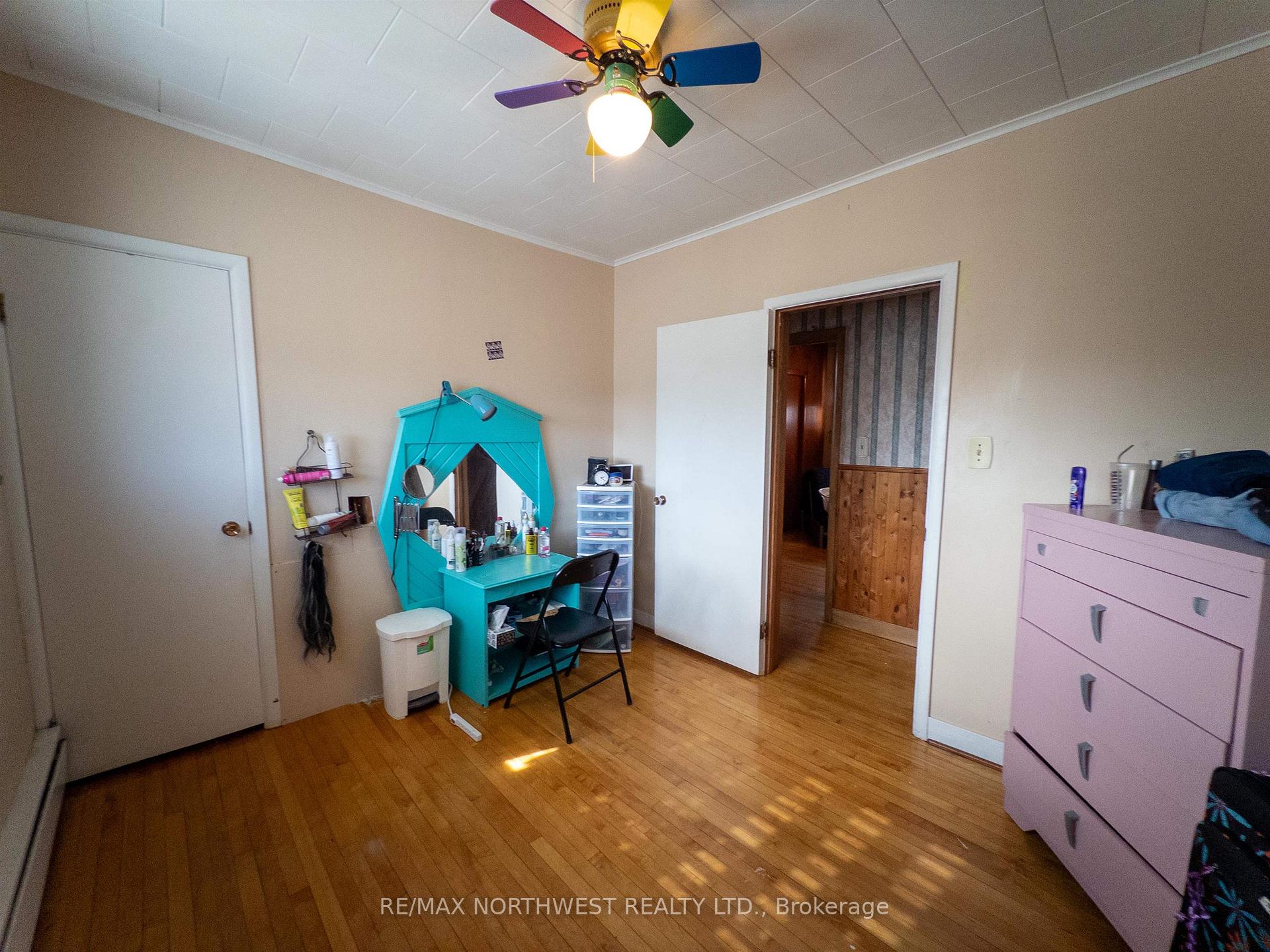 Photo 26 of 734 Second Street South, Kenora, Central — HOMEH