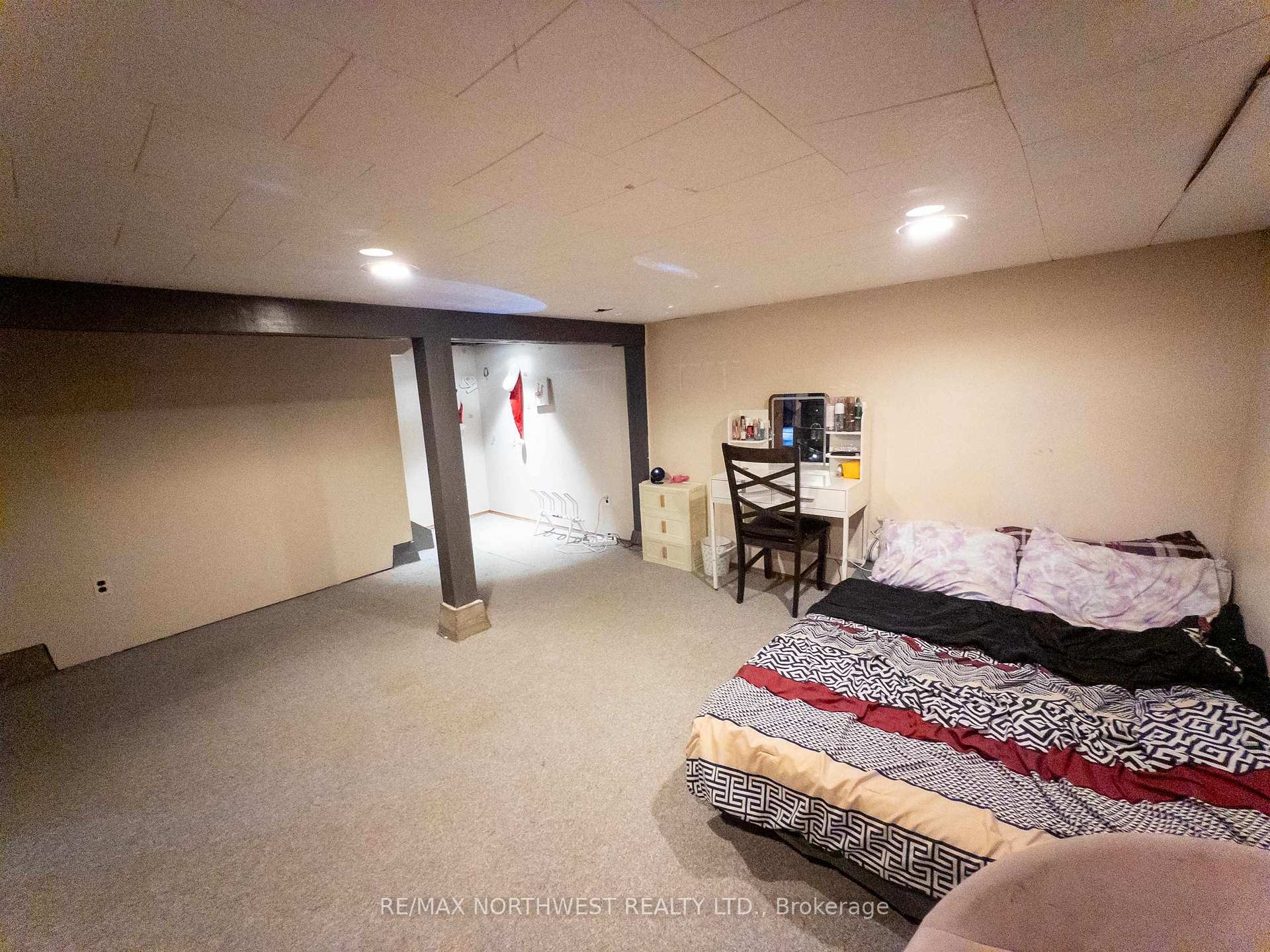 Photo 32 of 734 Second Street South, Kenora, Central — HOMEH