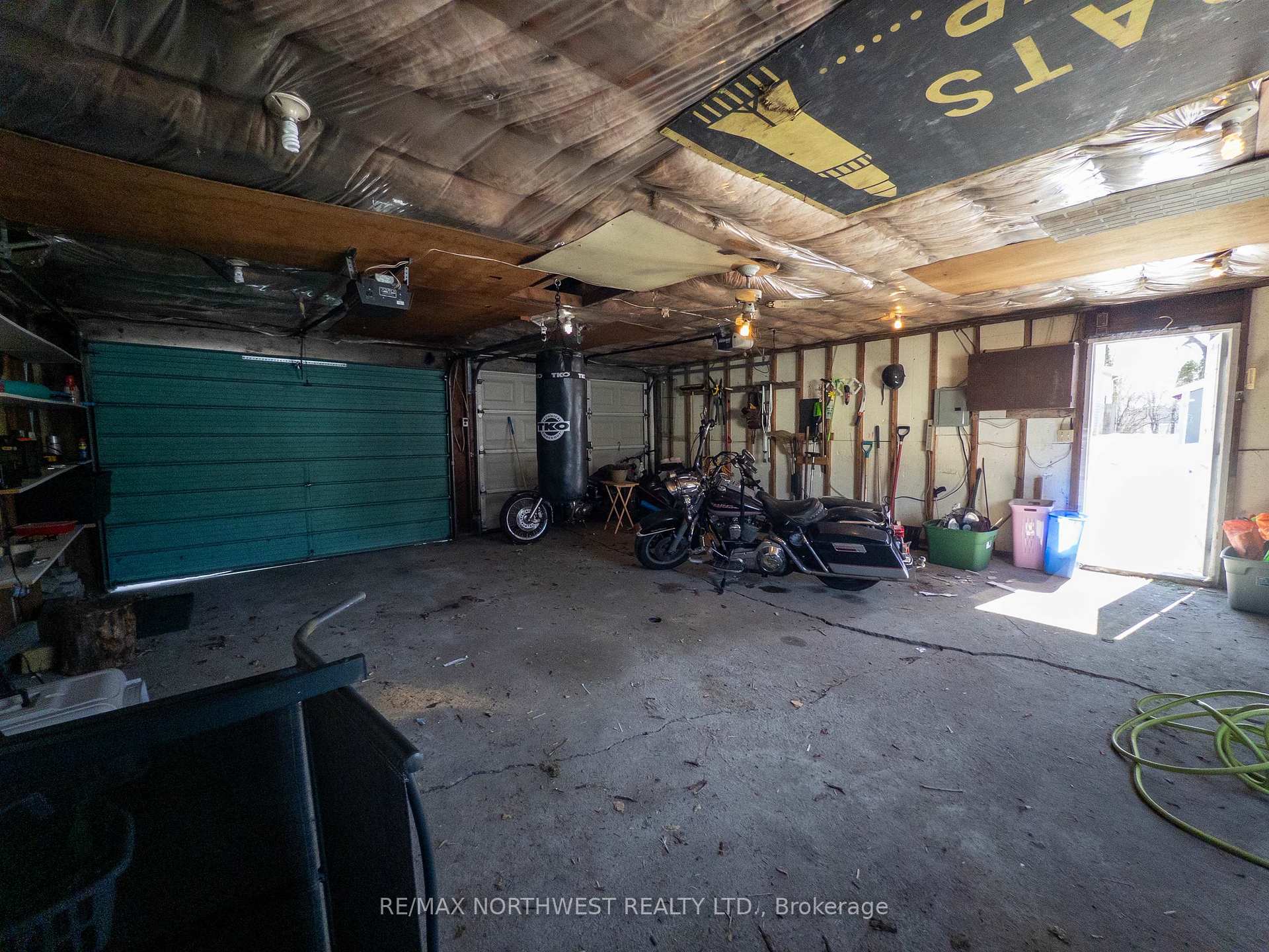 Photo 37 of 734 Second Street South, Kenora, Central — HOMEH