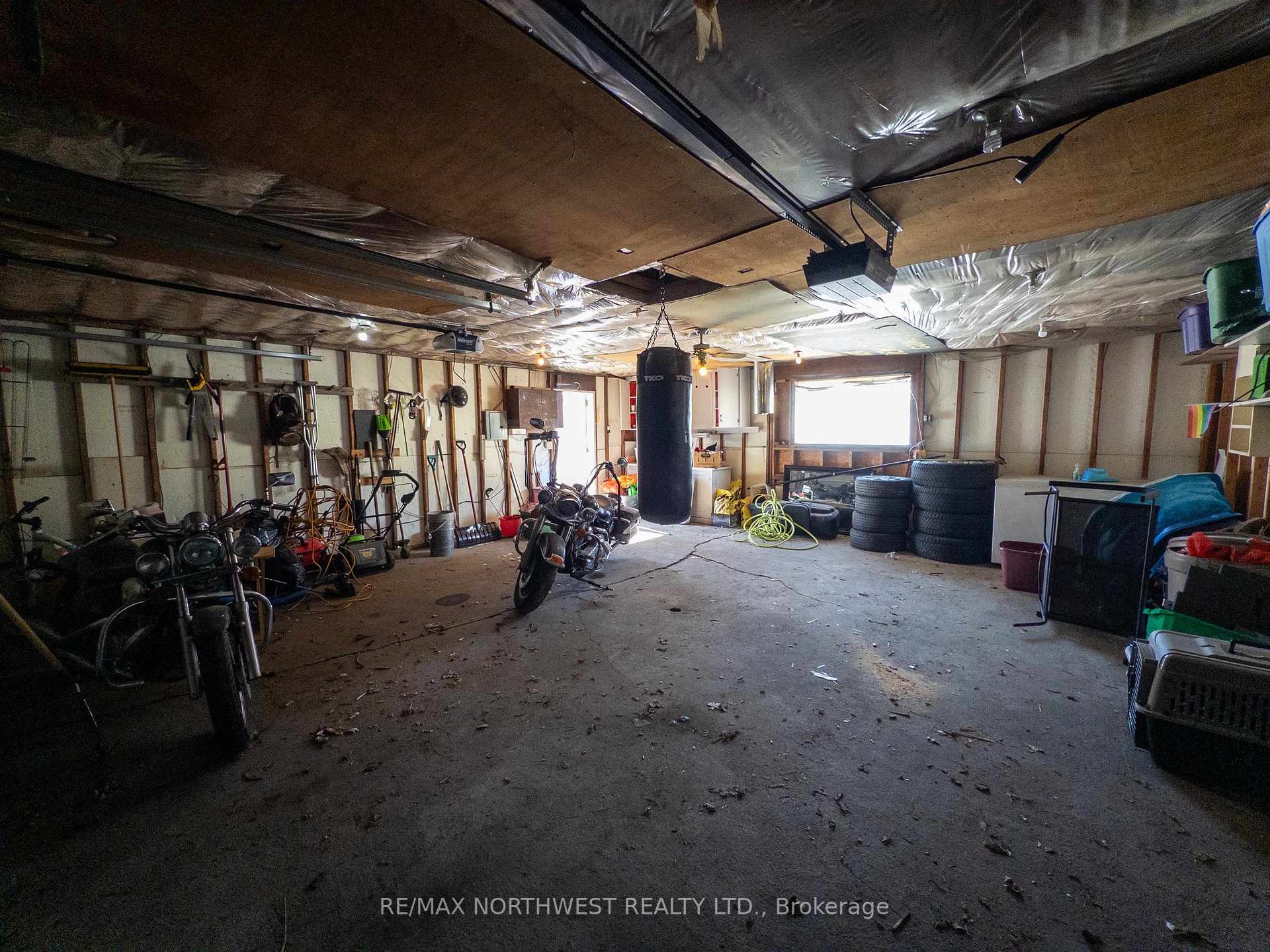 Photo 38 of 734 Second Street South, Kenora, Central — HOMEH