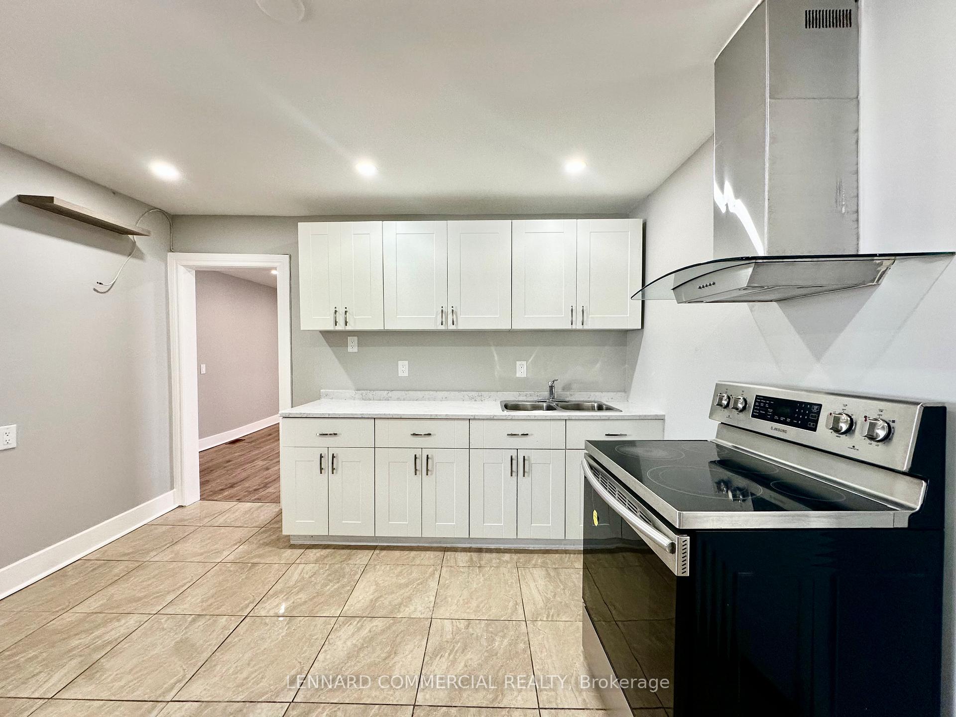 Photo 17 of 240 Marier Avenue, Ottawa, Vanier — HOMEH
