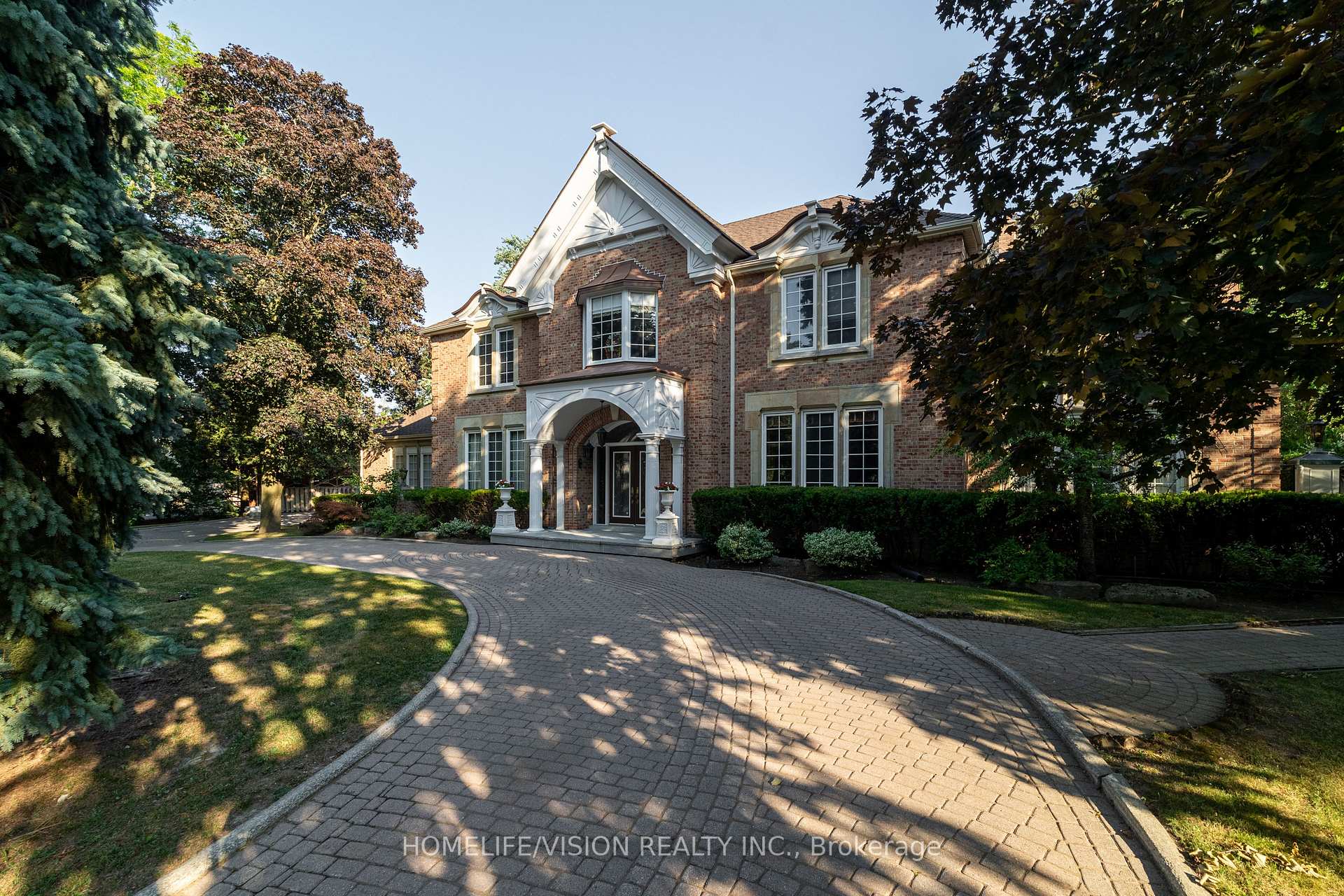 Photo 5 of 15 Daffodil Avenue, Markham, Bayview Glen — HOMEH