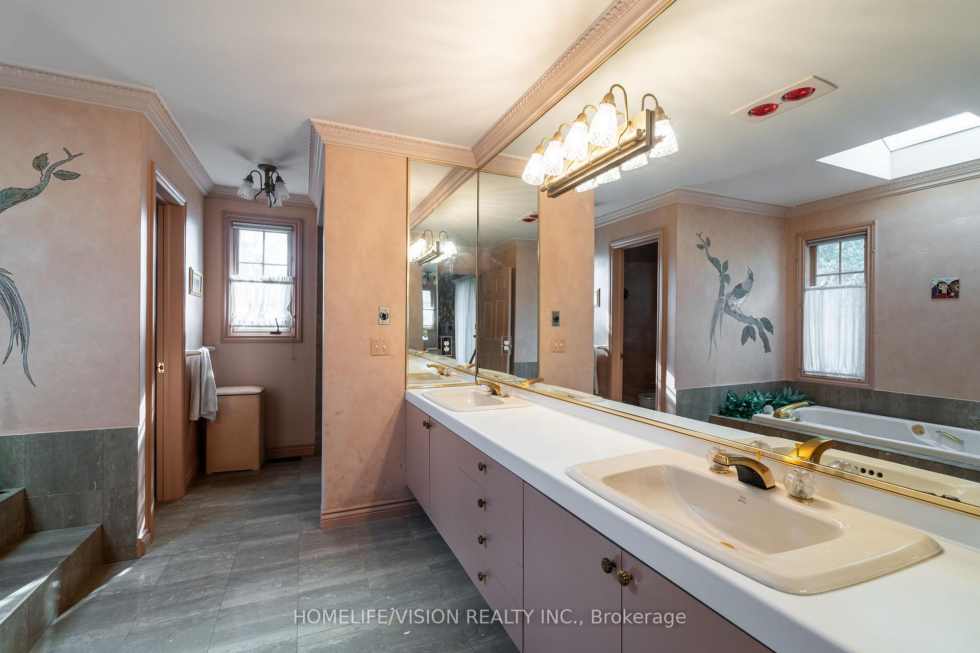 Photo 20 of 15 Daffodil Avenue, Markham, Bayview Glen — HOMEH