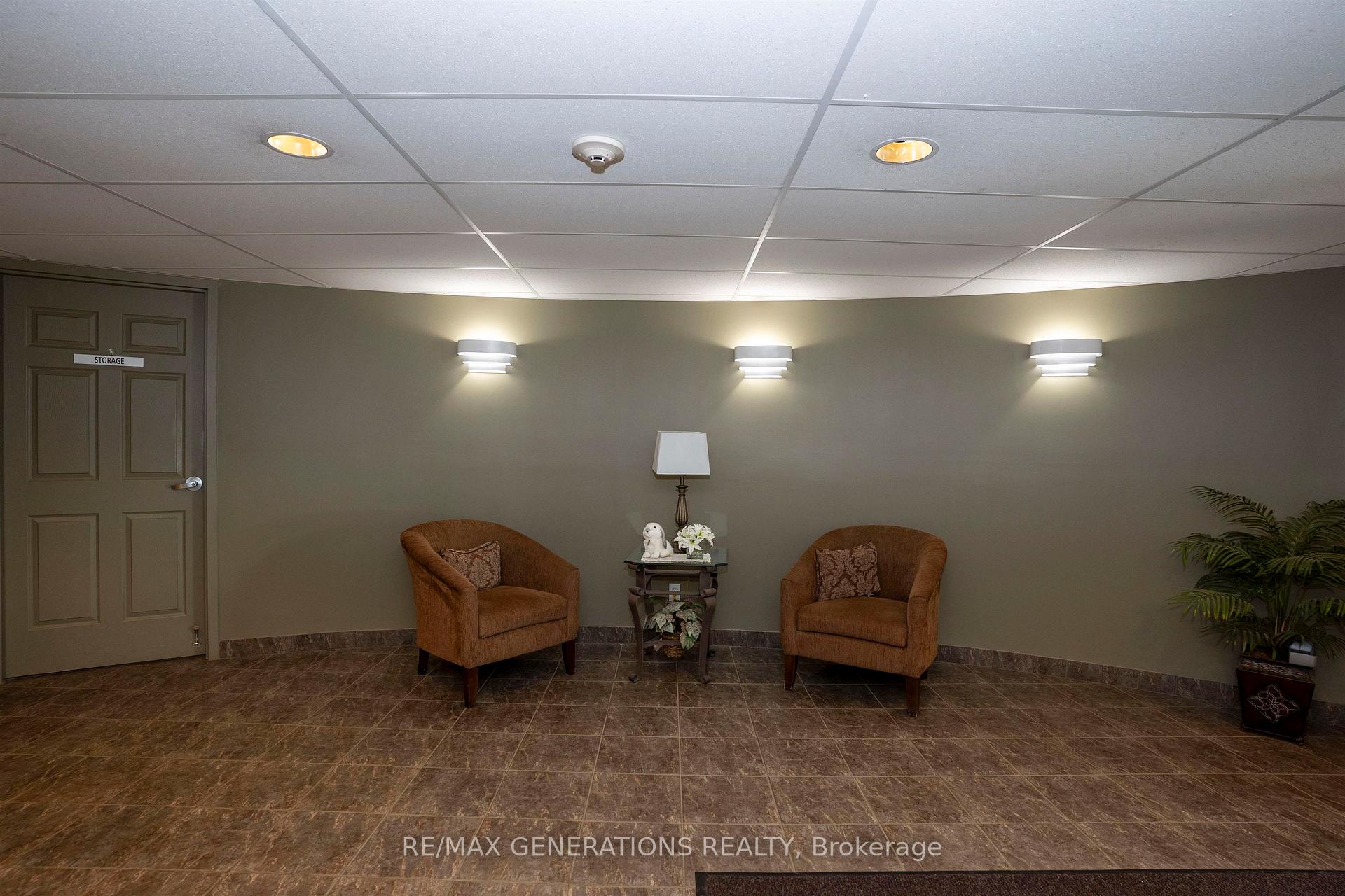 Photo 8 of Unit 301, 315 Hilldale Road, Thunder Bay, Dawson Heights — HOMEH