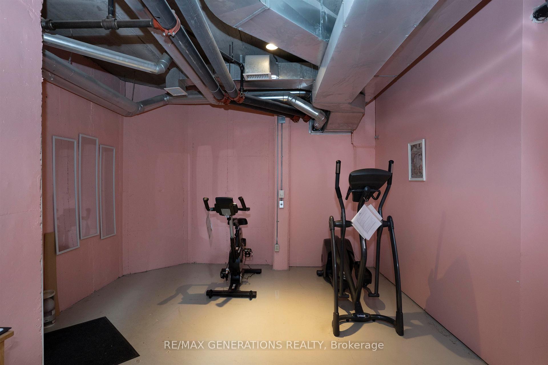 Photo 13 of Unit 301, 315 Hilldale Road, Thunder Bay, Dawson Heights — HOMEH