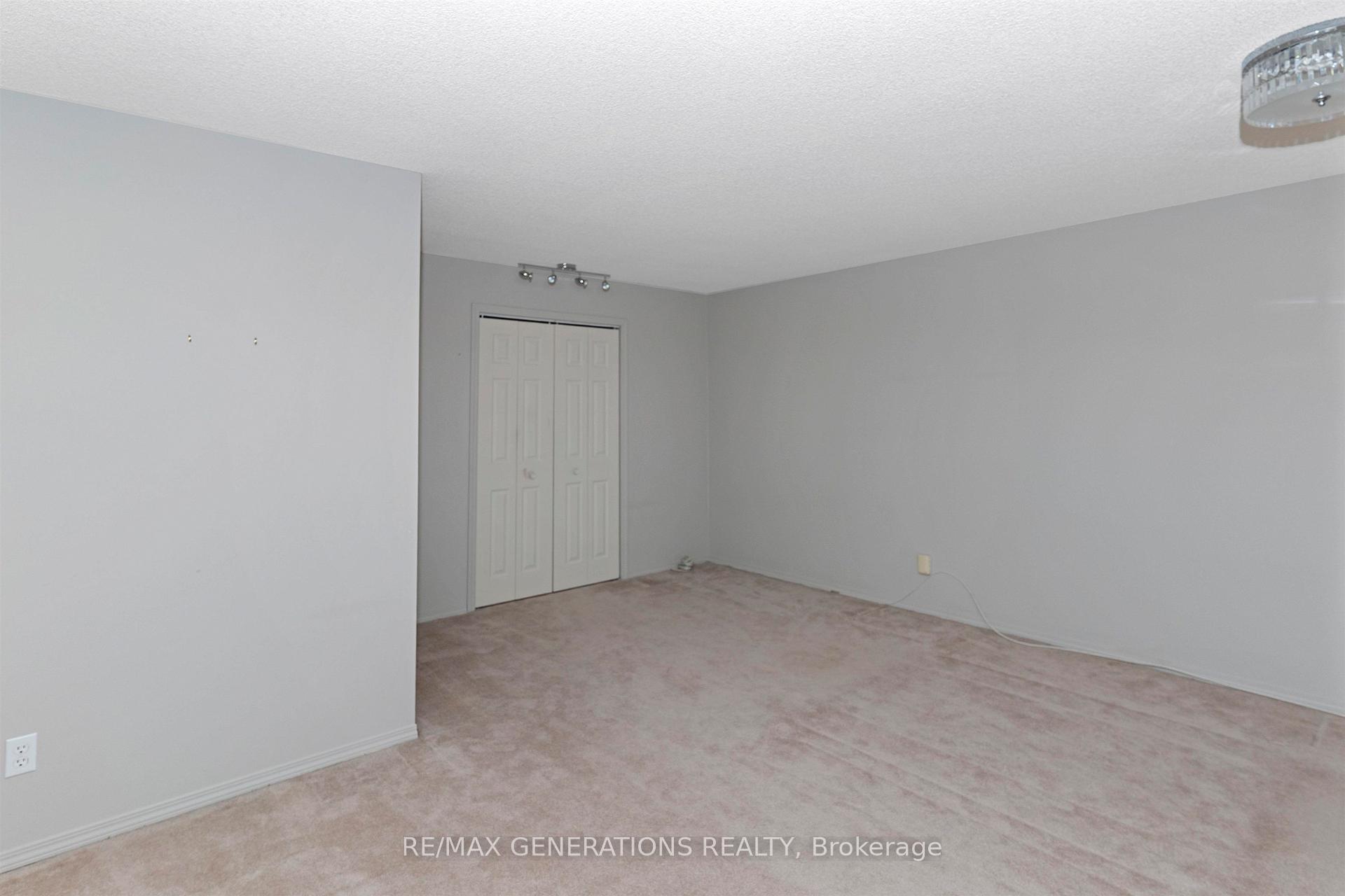 Photo 34 of Unit 301, 315 Hilldale Road, Thunder Bay, Dawson Heights — HOMEH