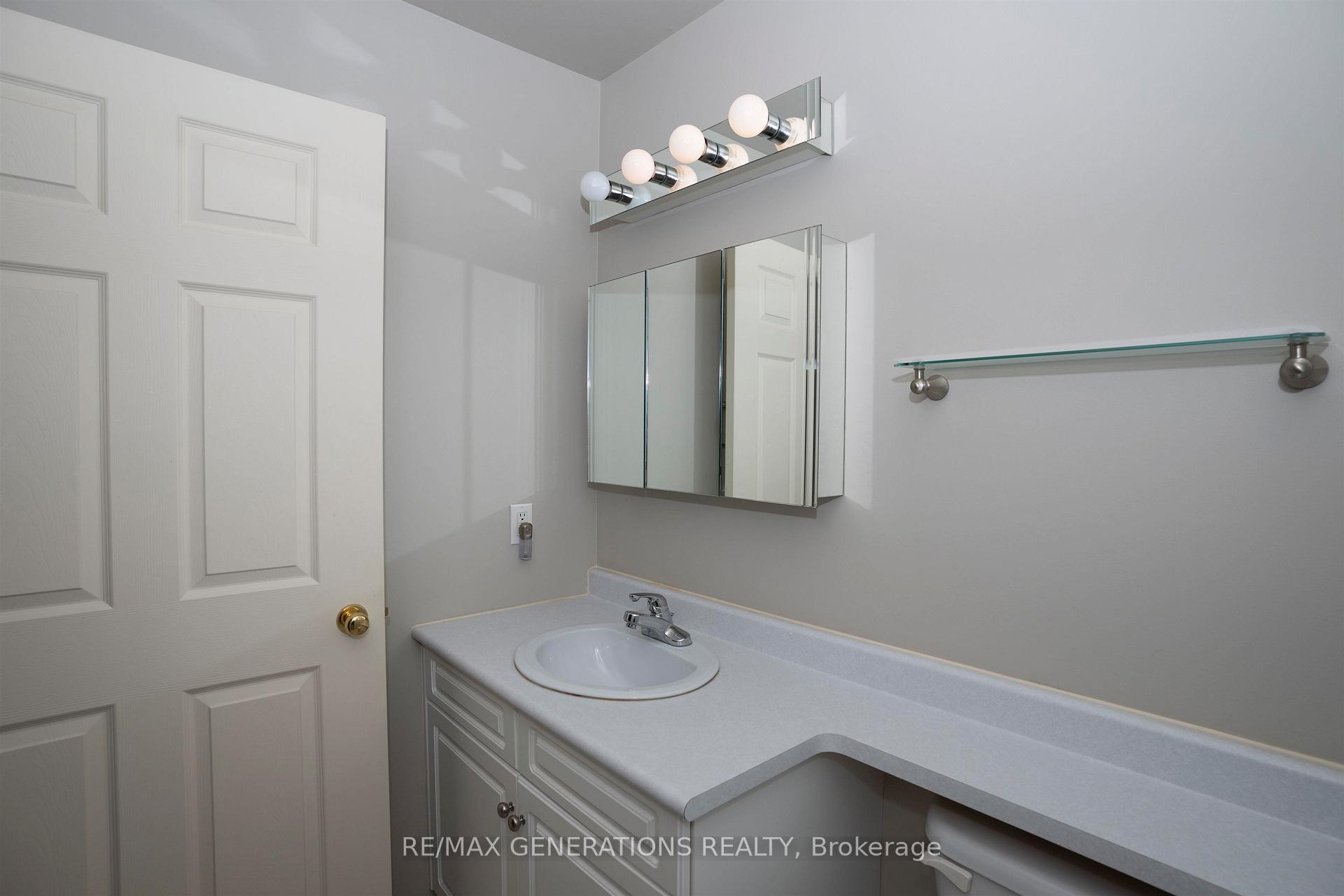 Photo 37 of Unit 301, 315 Hilldale Road, Thunder Bay, Dawson Heights — HOMEH