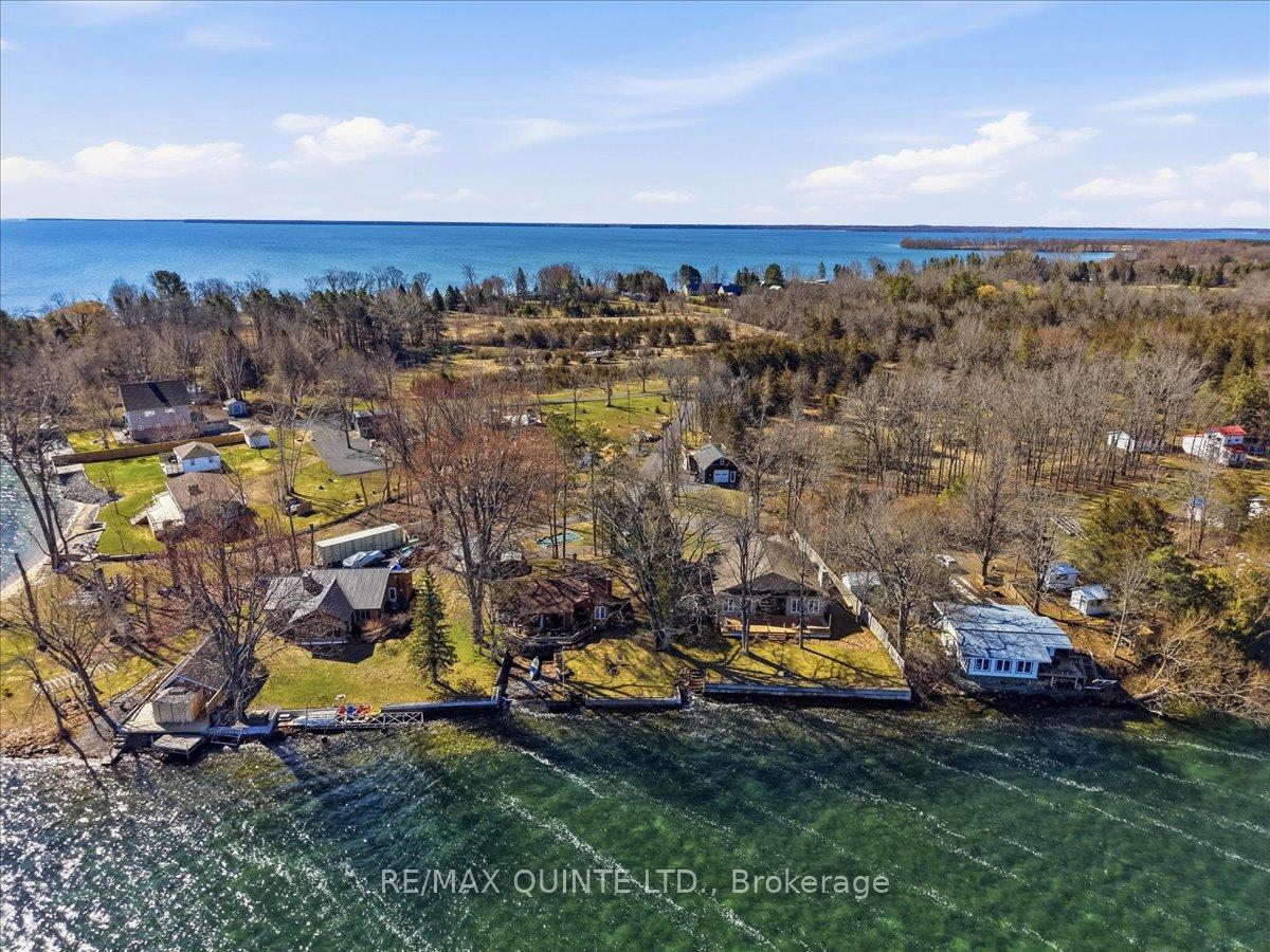 Photo 35 of 21D Willoughby Lane, Prince Edward County, South Marysburg Ward — HOMEH