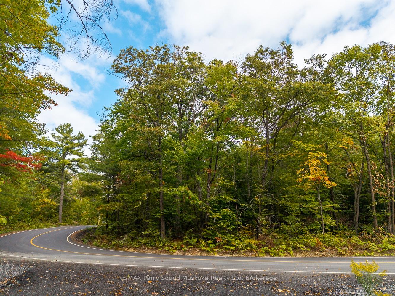 Photo 8 of 15 Oakridge Road N, McDougall — HOMEH