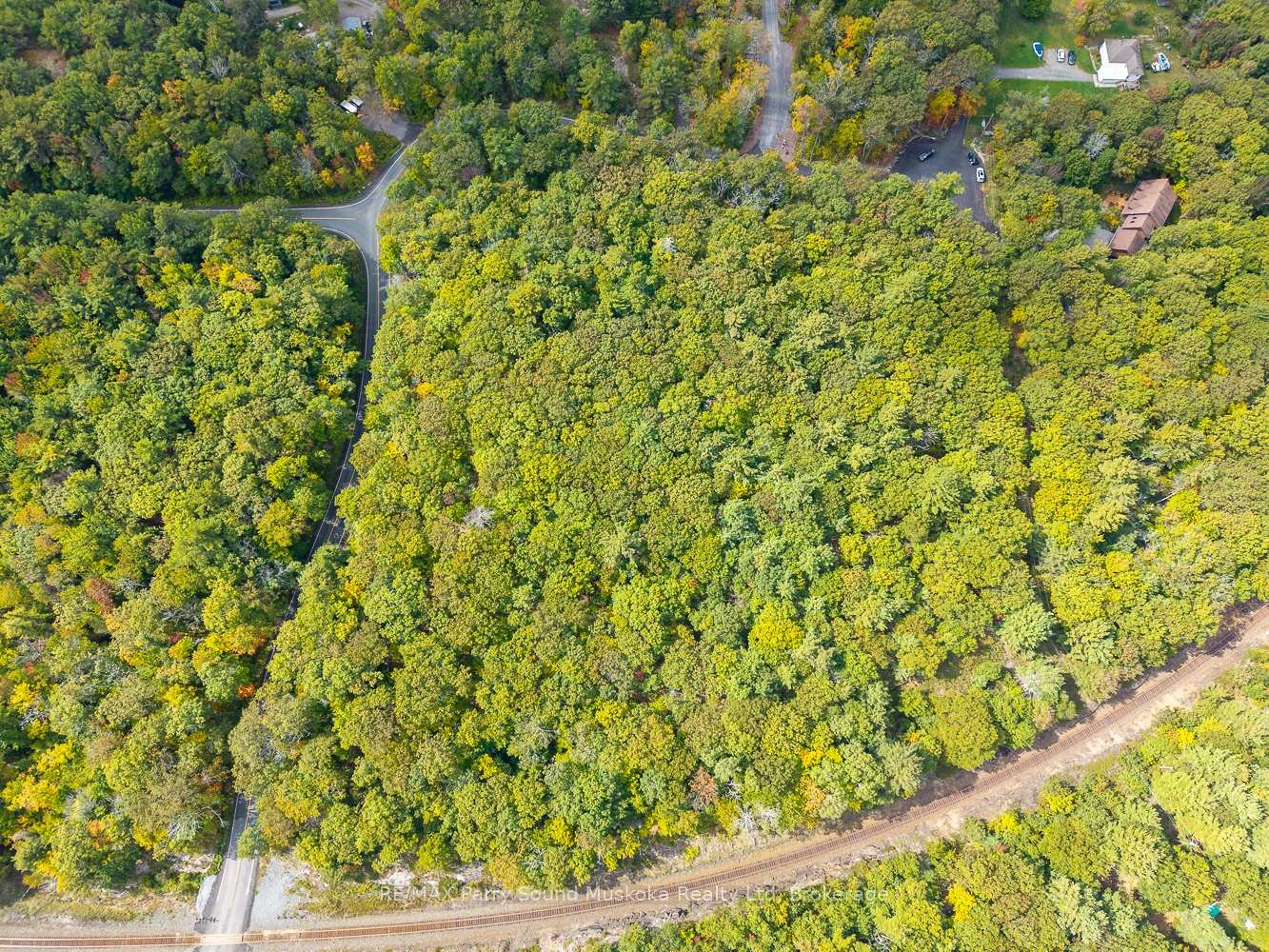 Photo 14 of 15 Oakridge Road N, McDougall — HOMEH
