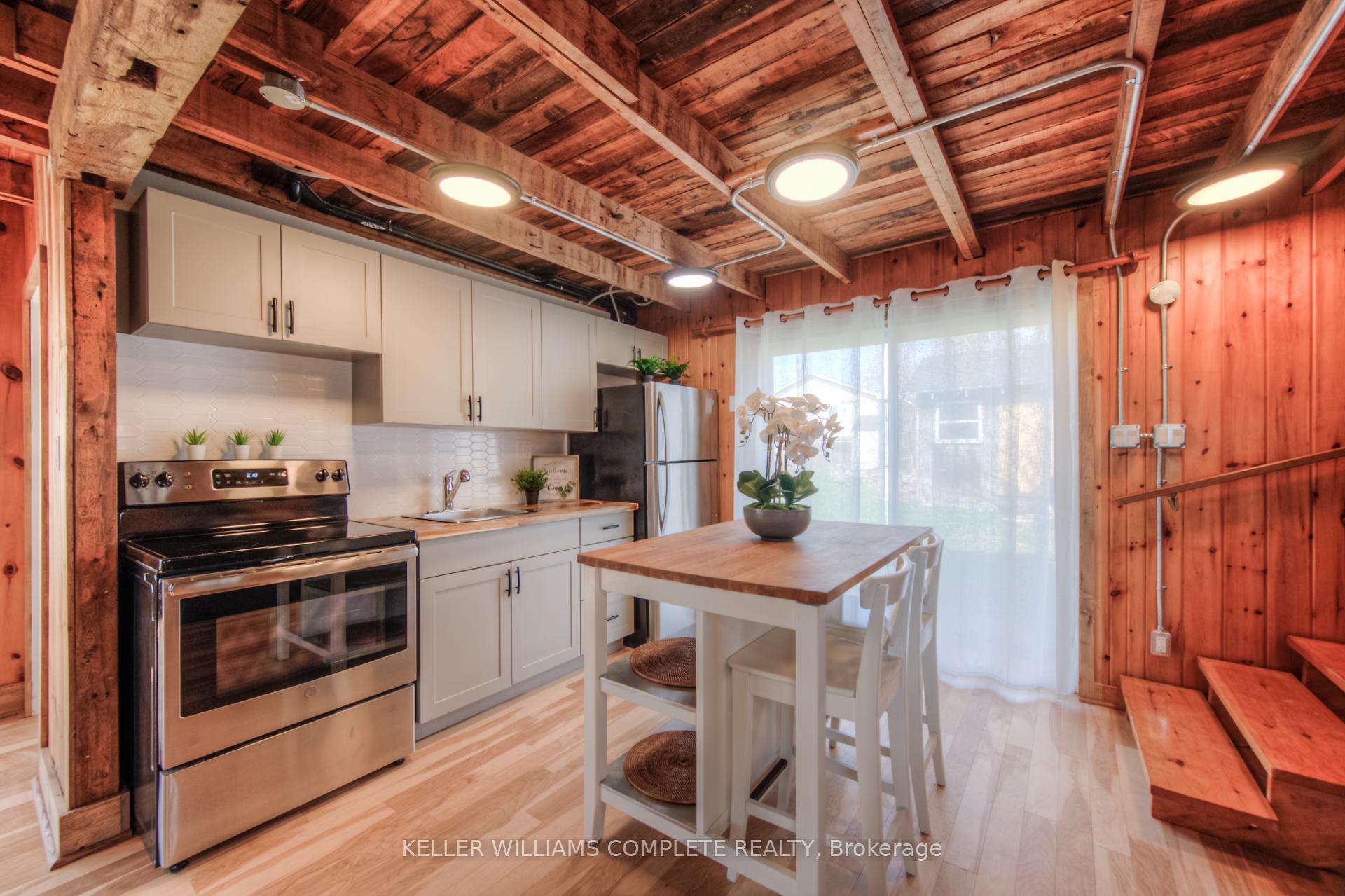 Photo 8 of 11C Glenwood Street, Norfolk, Port Dover — HOMEH