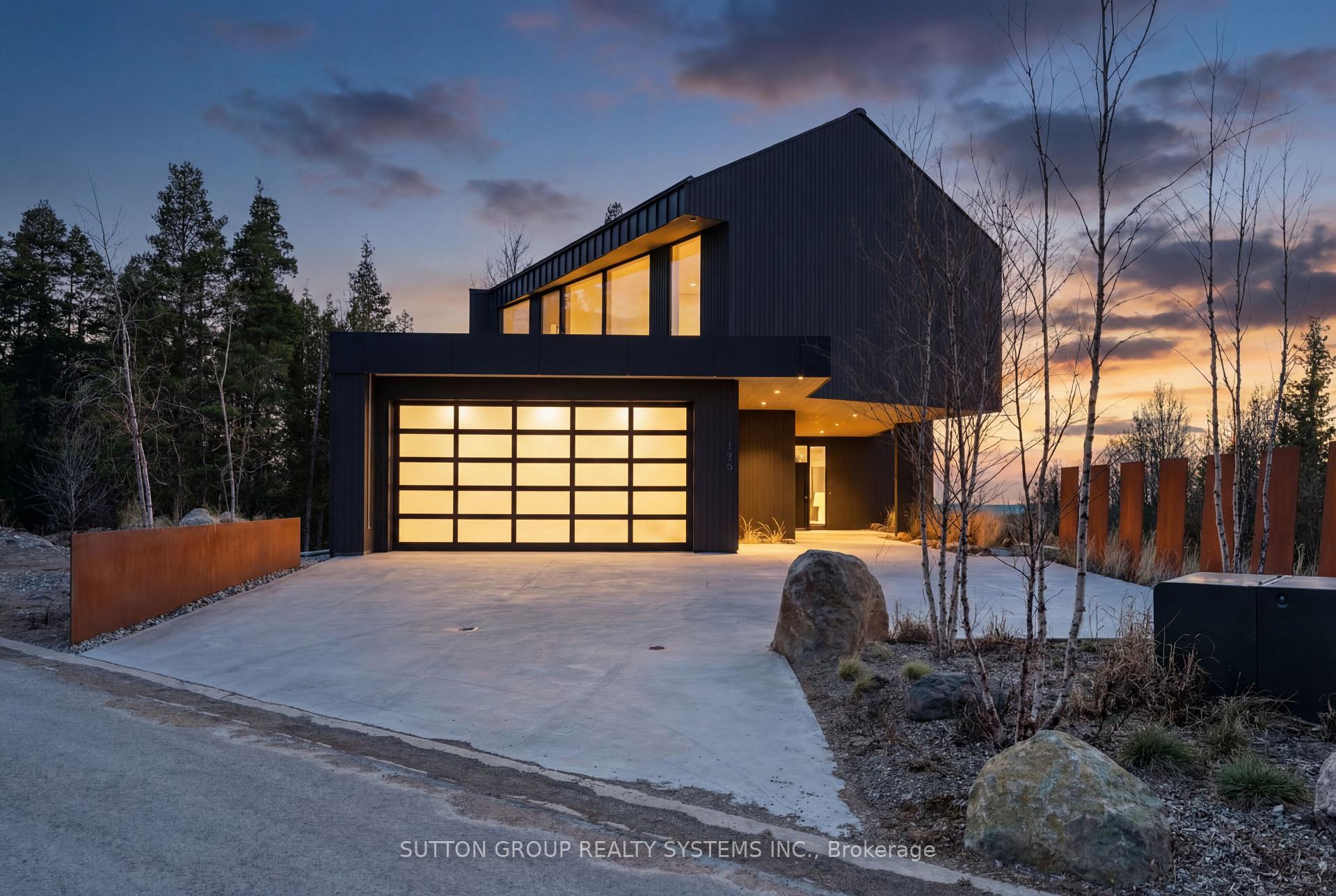 Photo 1 of 120 Sebastian Street, Blue Mountains — HOMEH