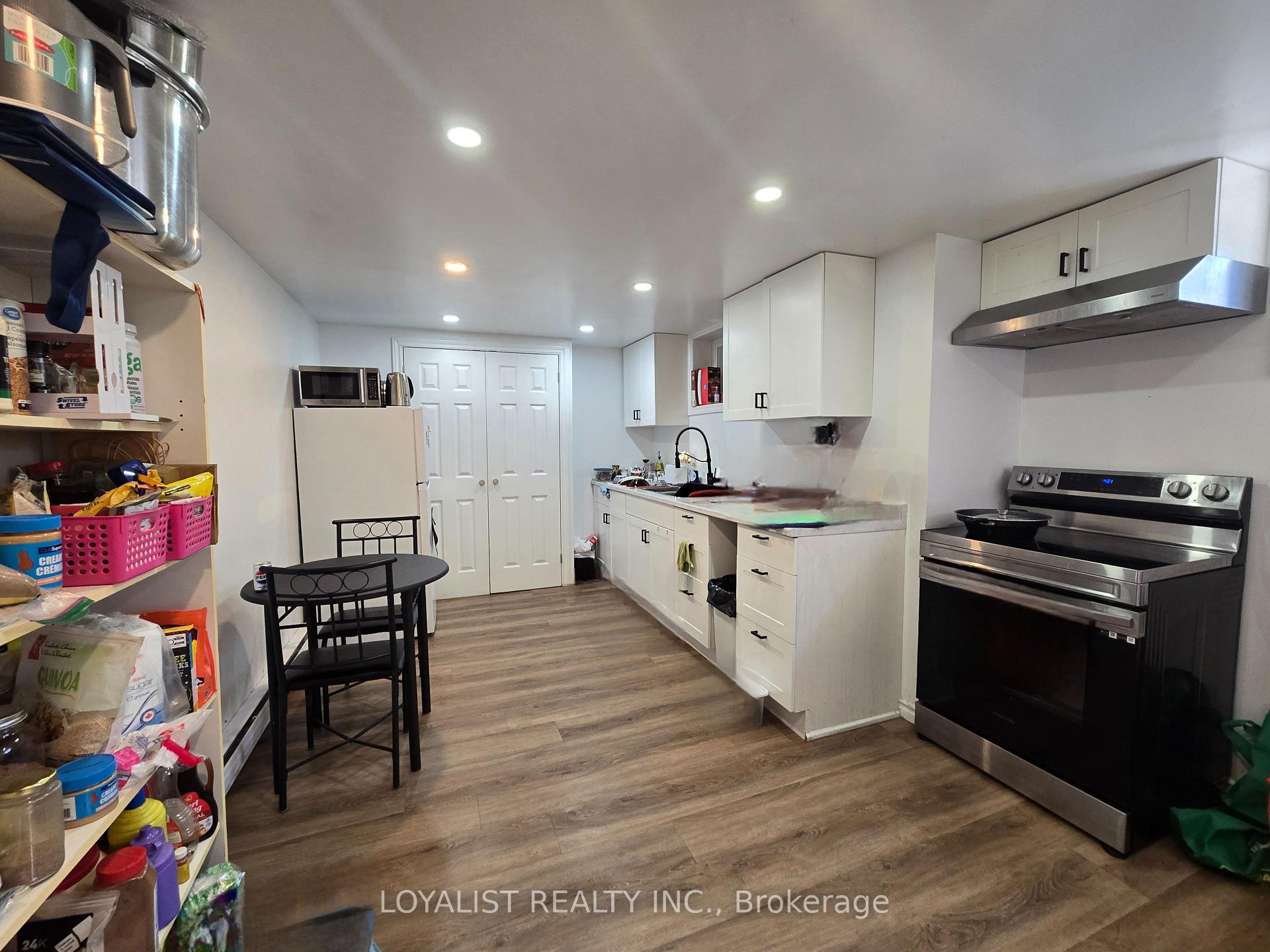 Photo 12 of 220 Parrott Drive, Belleville, Belleville Ward — HOMEH