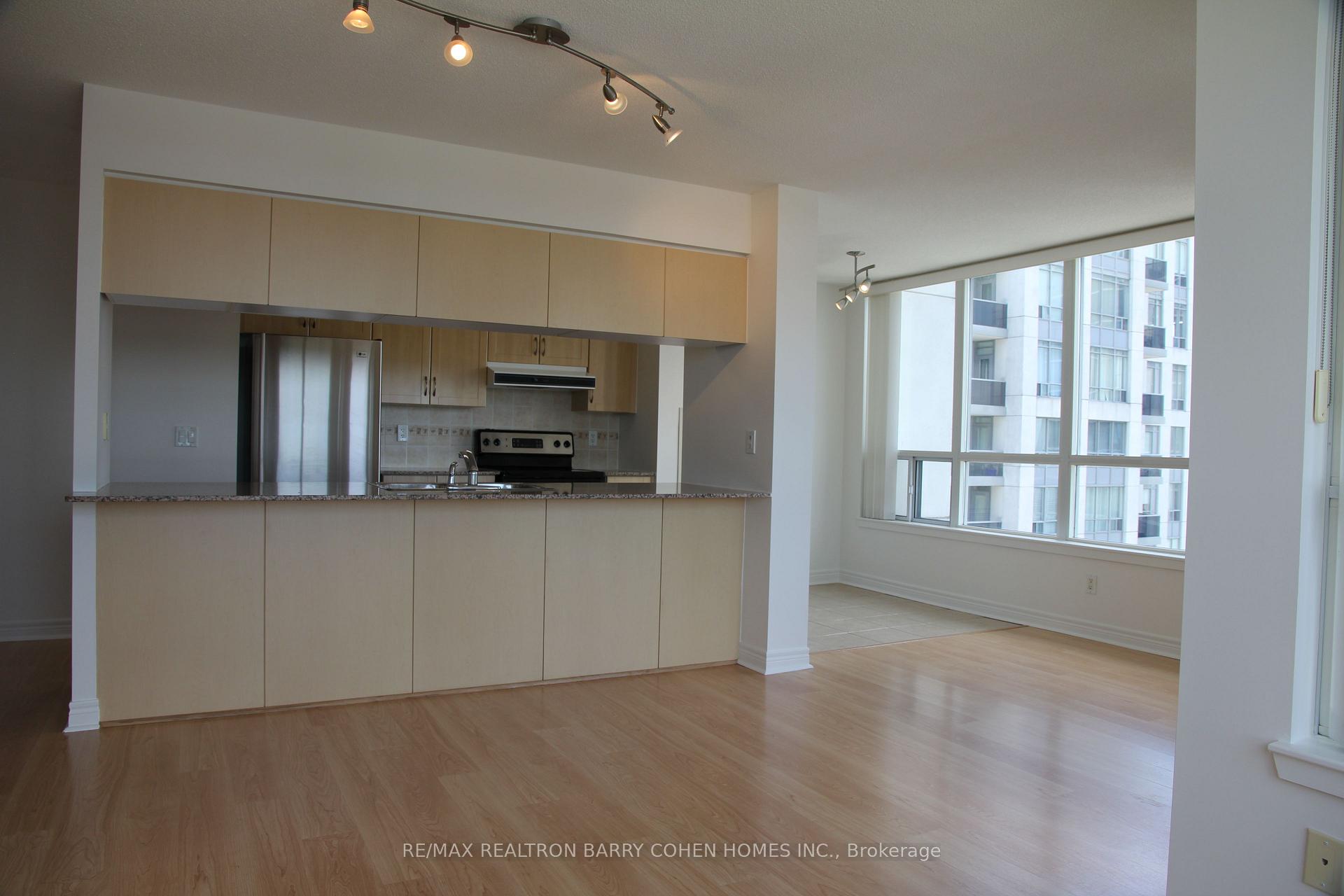 Photo 15 of Unit 1212, 50 Disera Drive, Vaughan, Beverley Glen — HOMEH