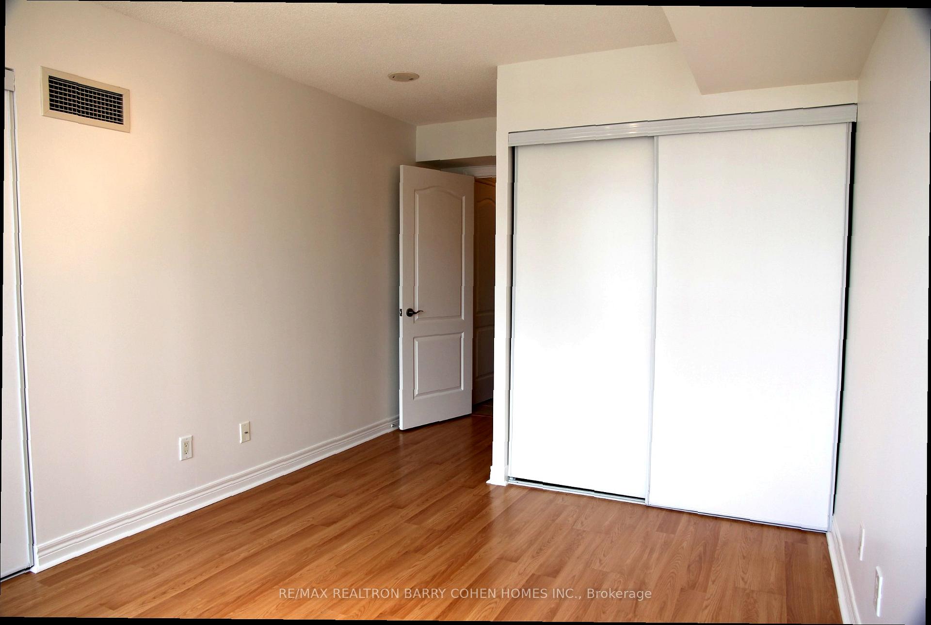 Photo 26 of Unit 1212, 50 Disera Drive, Vaughan, Beverley Glen — HOMEH