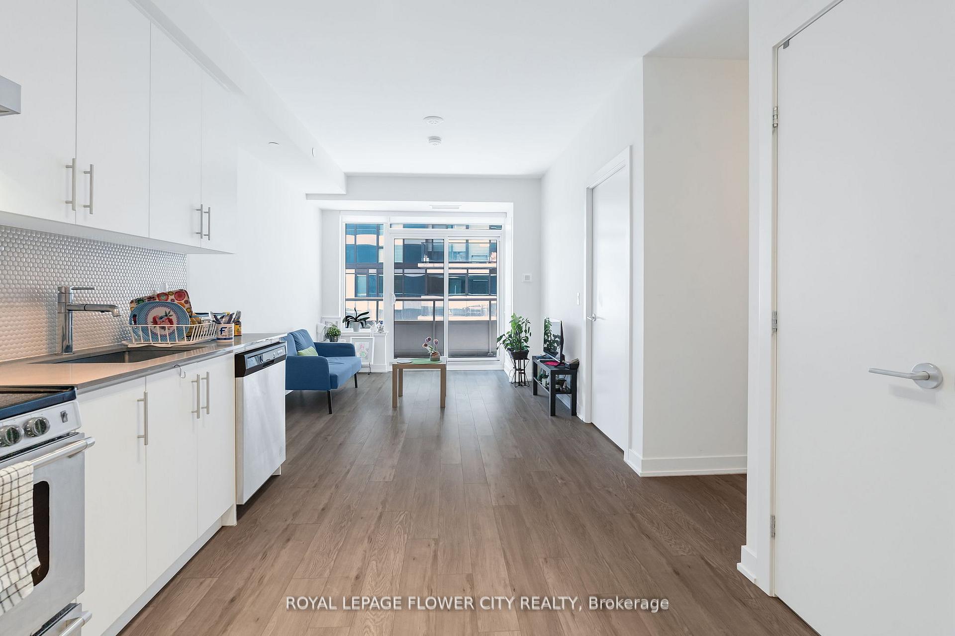 Photo 6 of Unit 907, 212 King William Street S, Hamilton, Beasley — HOMEH