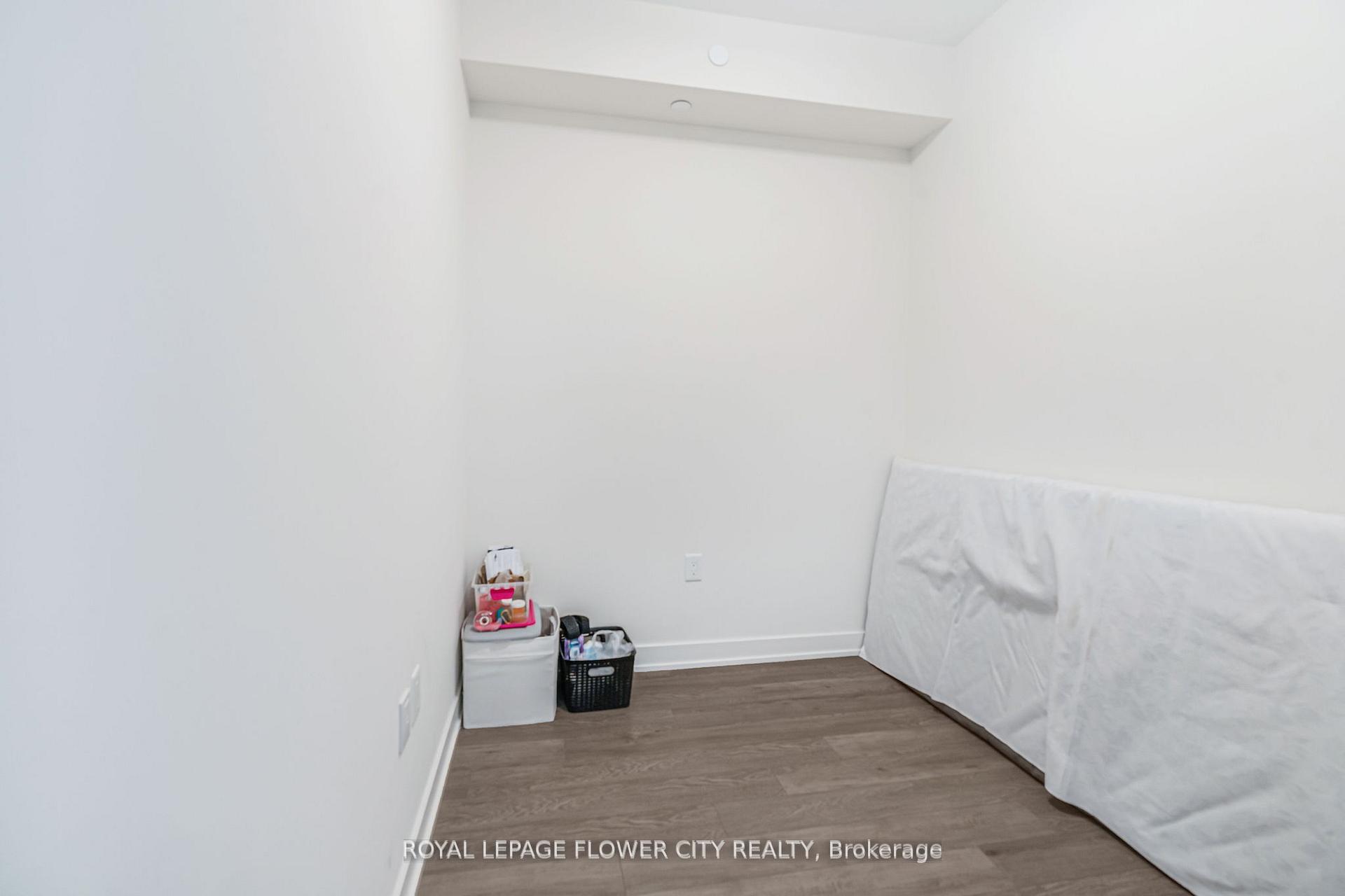 Photo 11 of Unit 907, 212 King William Street S, Hamilton, Beasley — HOMEH
