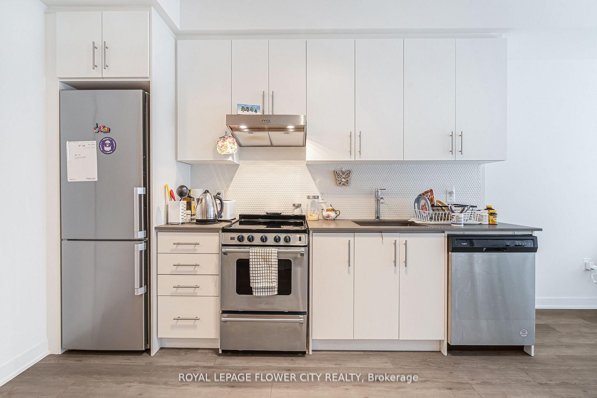 Photo 17 of Unit 907, 212 King William Street S, Hamilton, Beasley — HOMEH
