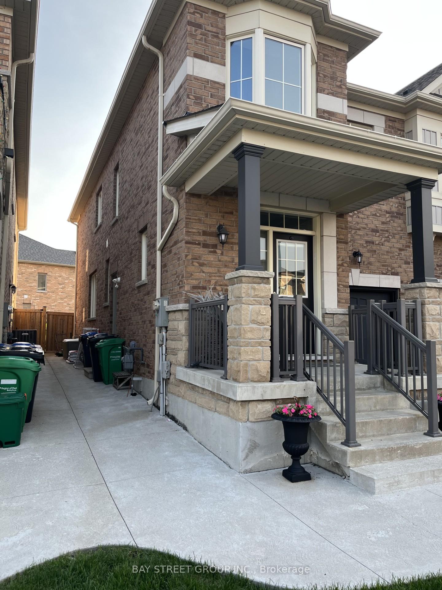 Front of Unit Bsmt, 50 Bernadino Street