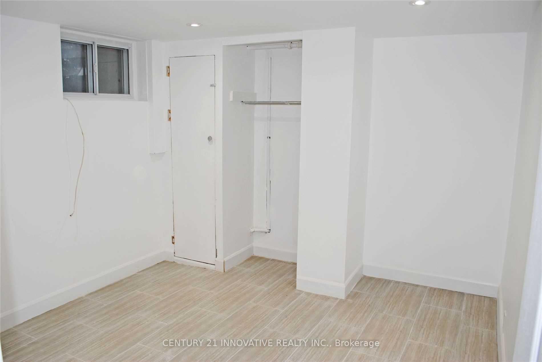Photo 8 of Unit Bsmt, 42 St Dunstan Drive, Scarborough, Oakridge — HOMEH