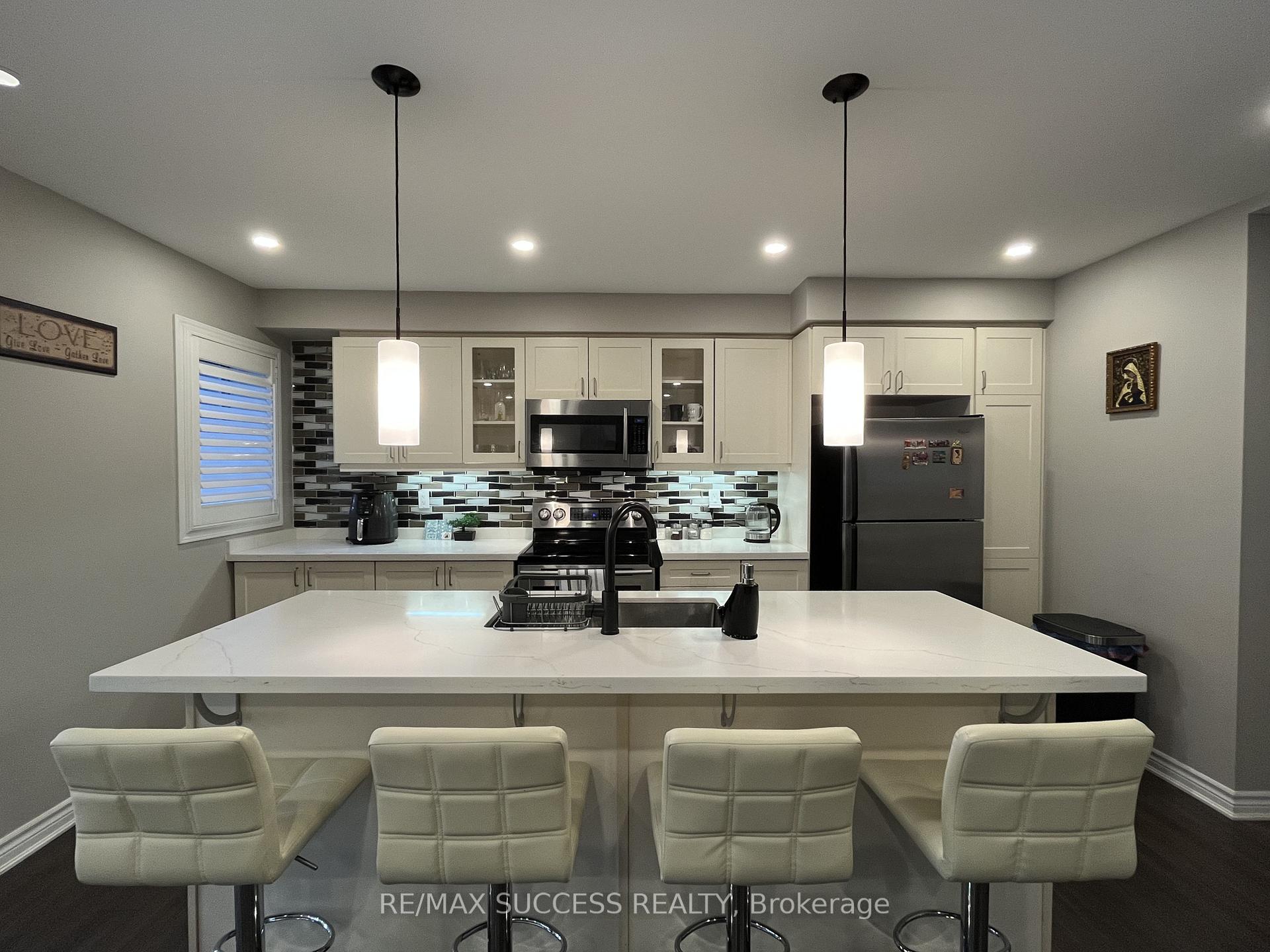 Photo 5 of 1727 Copeland Circle, Milton, Clarke — HOMEH