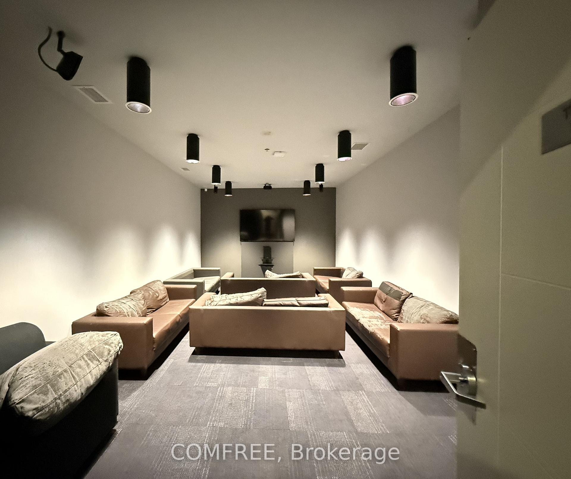 Photo 10 of Unit 2, 318 Spruce Street, Waterloo, Downtown Waterloo — HOMEH